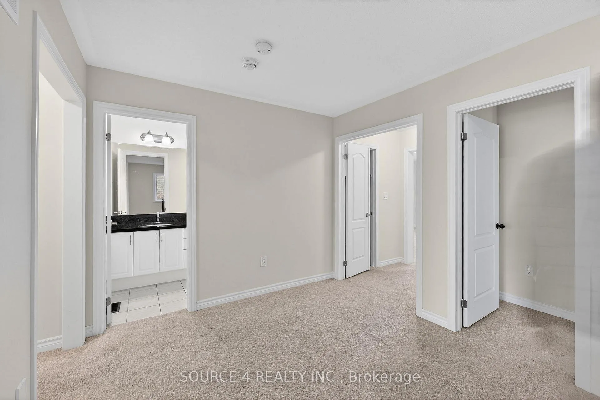 Photo 17 of 355 Danny Wheeler Boulevard, Georgina, Keswick North — HOMEH