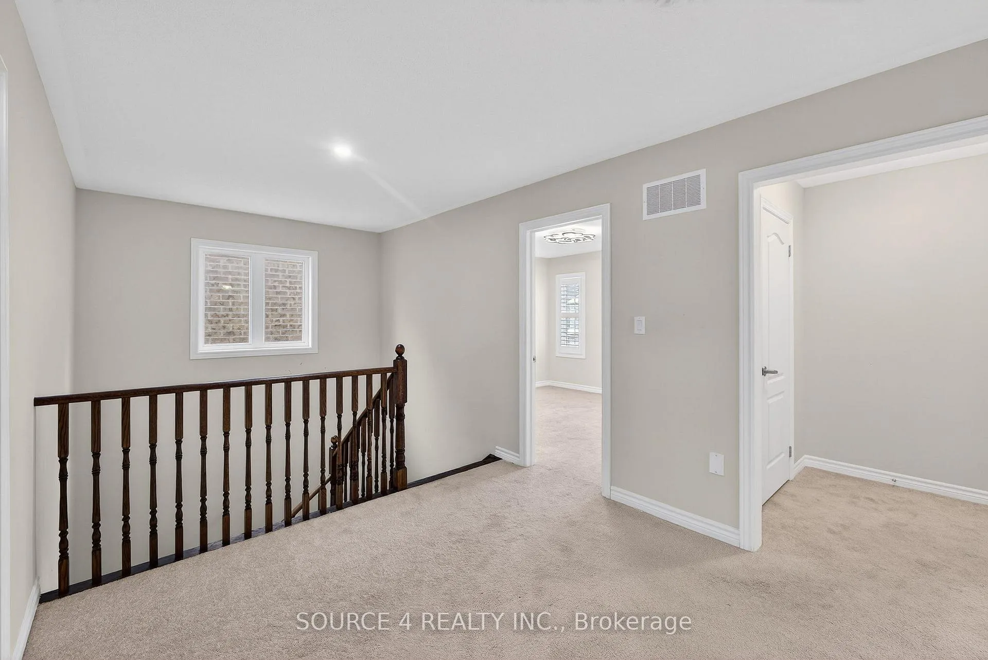 Photo 18 of 355 Danny Wheeler Boulevard, Georgina, Keswick North — HOMEH