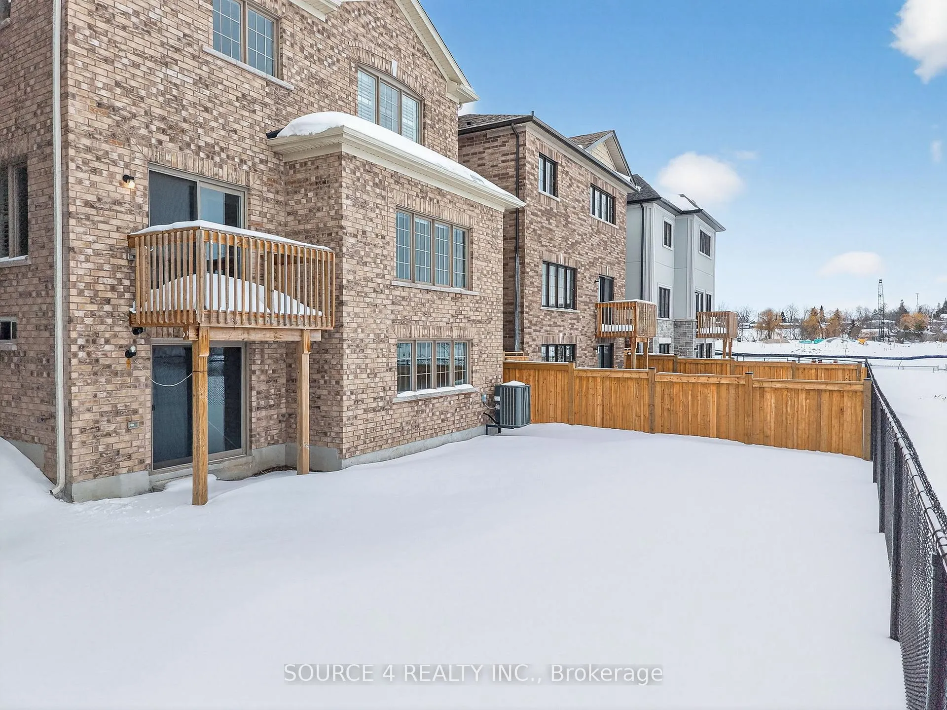 Photo 36 of 355 Danny Wheeler Boulevard, Georgina, Keswick North — HOMEH