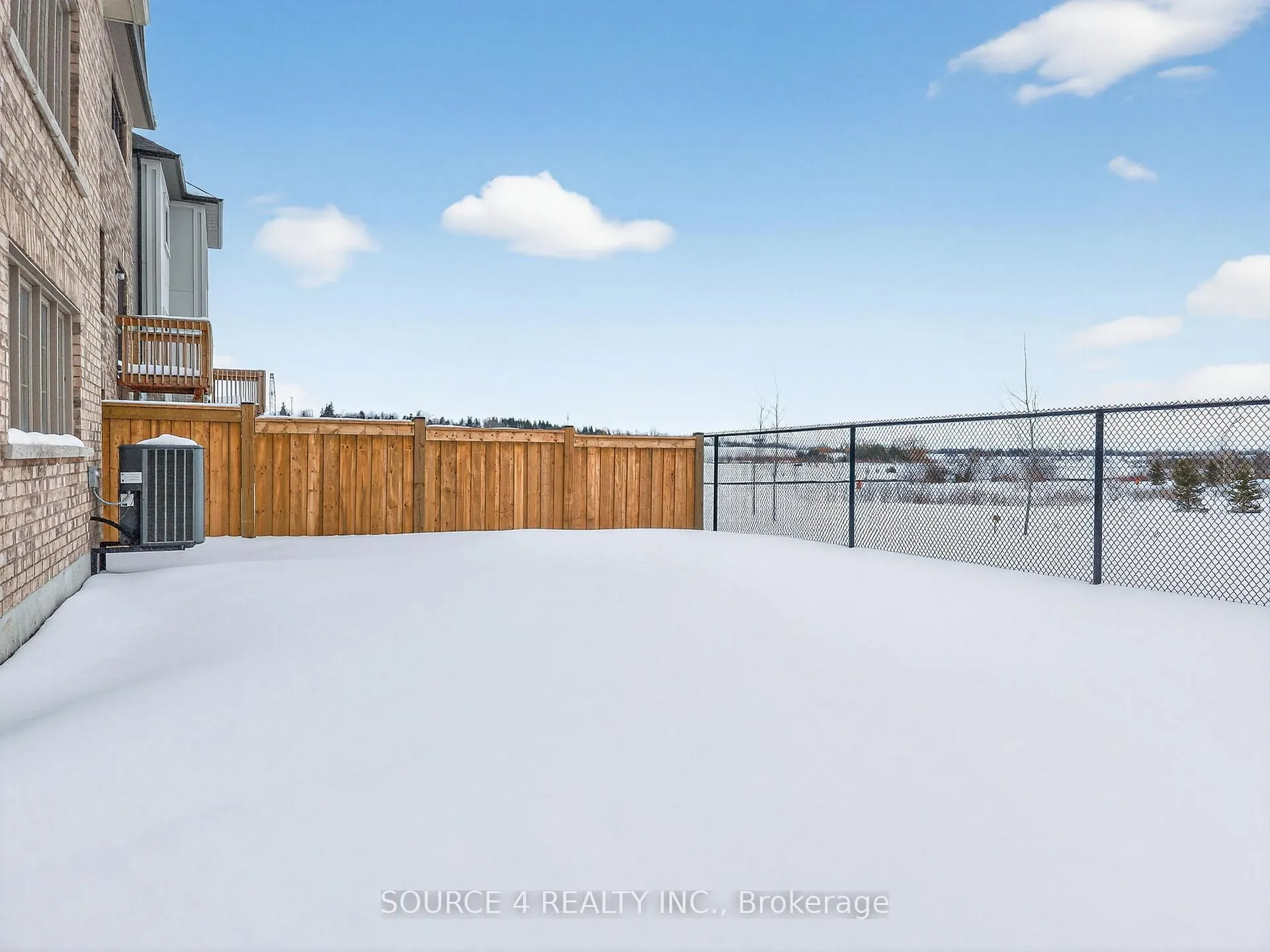 Photo 38 of 355 Danny Wheeler Boulevard, Georgina, Keswick North — HOMEH