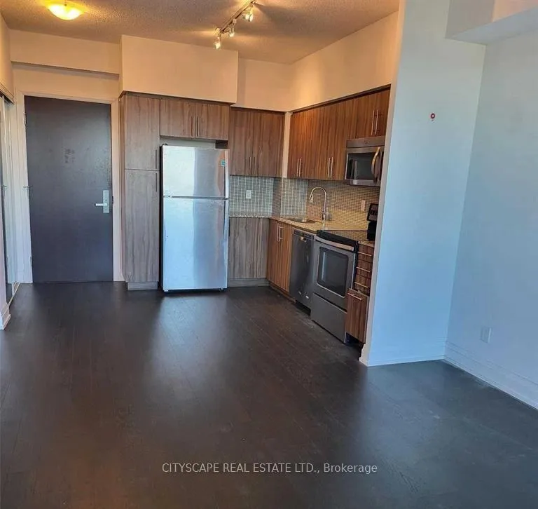 Photo 3 of Unit 1302, 65 Speers Road, Oakville, Central — HOMEH