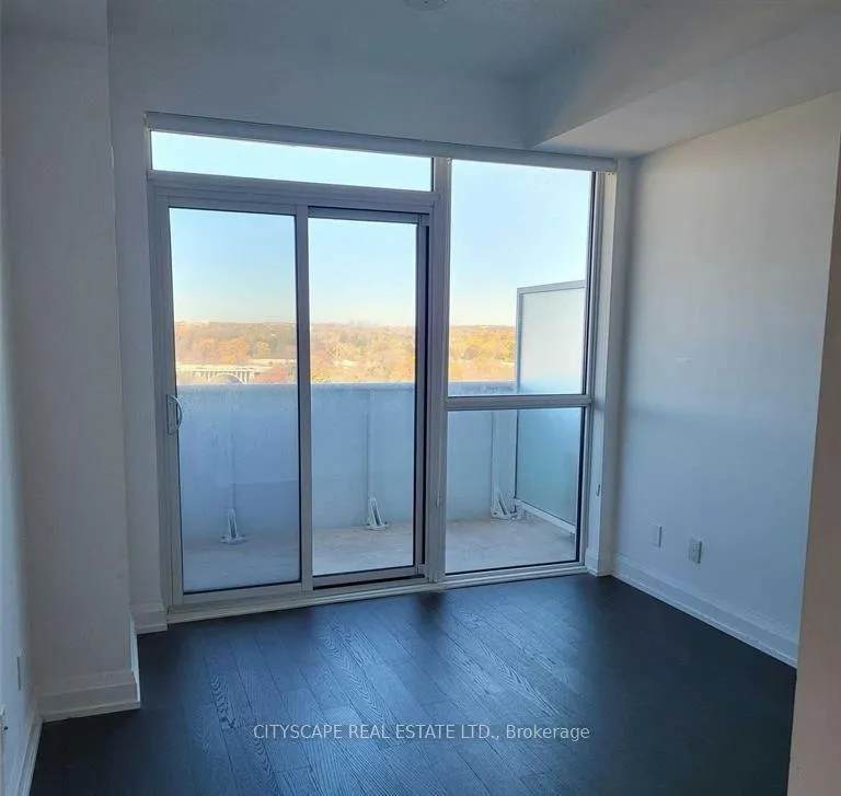 Photo 5 of Unit 1302, 65 Speers Road, Oakville, Central — HOMEH