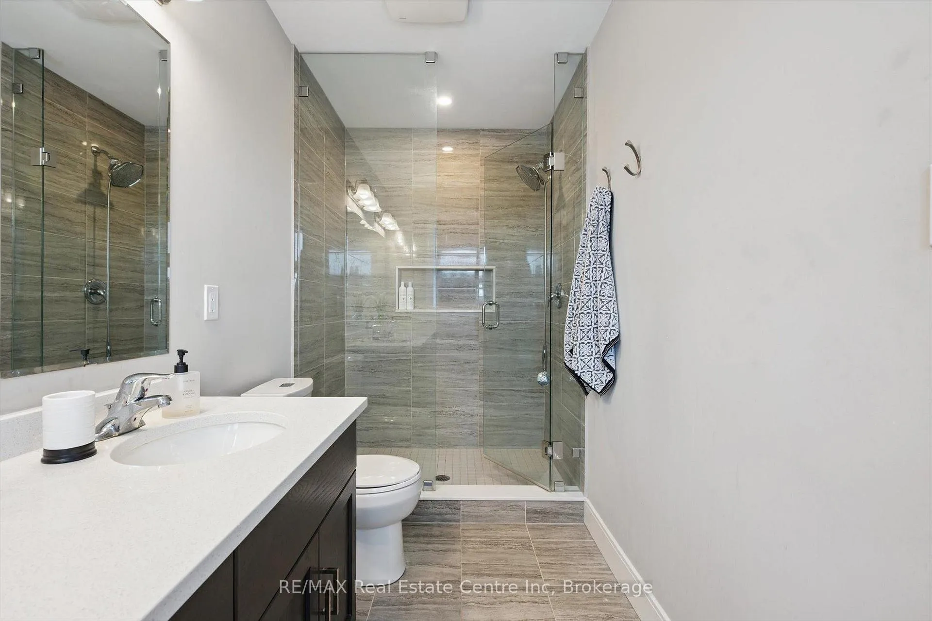 Photo 14 of Unit 71, 60 Arkell Road, Guelph, Kortright East — HOMEH