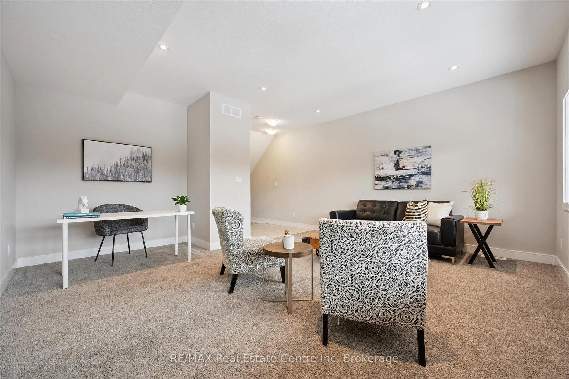 Photo 22 of Unit 71, 60 Arkell Road, Guelph, Kortright East — HOMEH