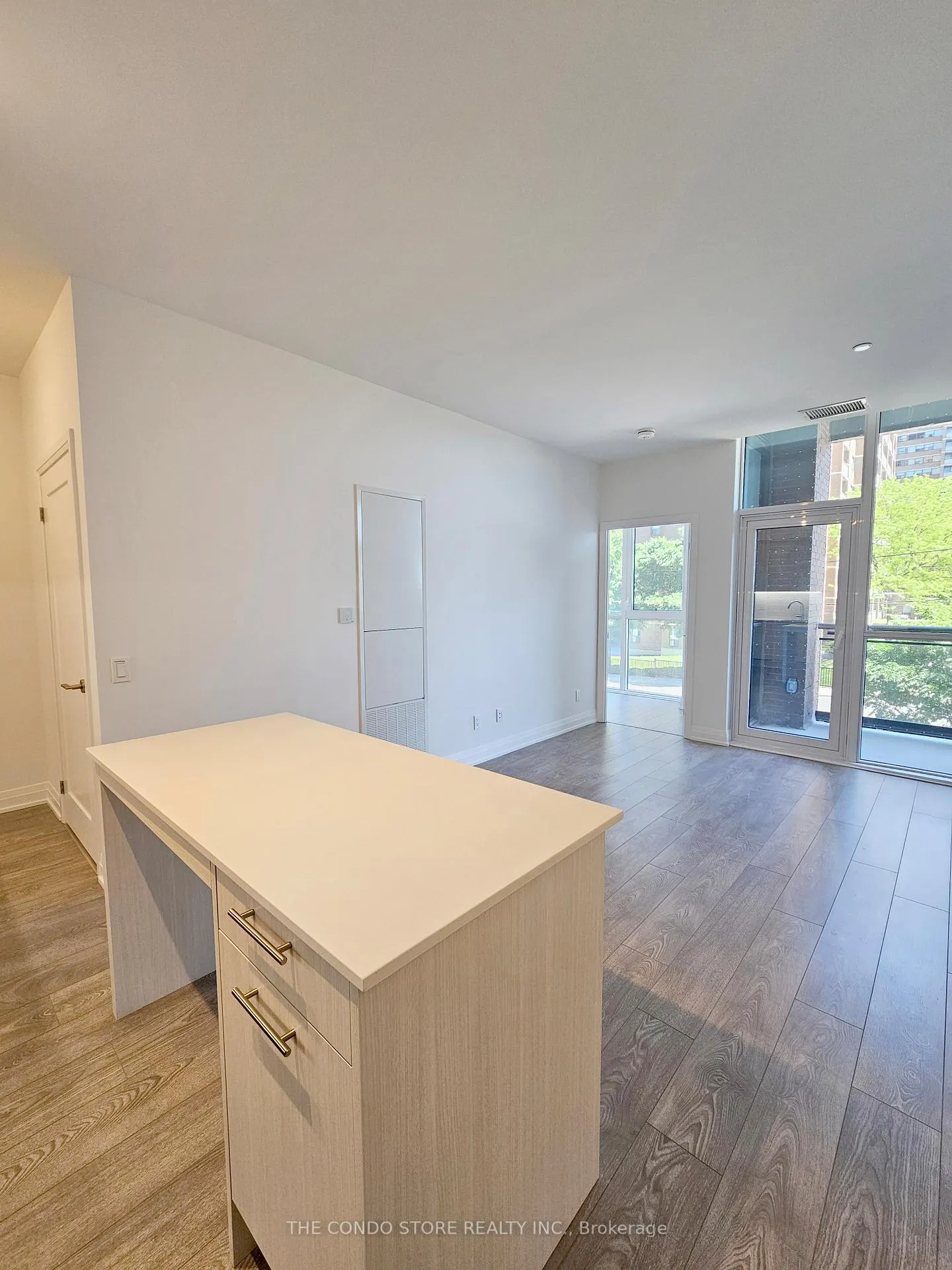 Photo 5 of Unit 208, 286 Main Street, Toronto, East End-Danforth — HOMEH