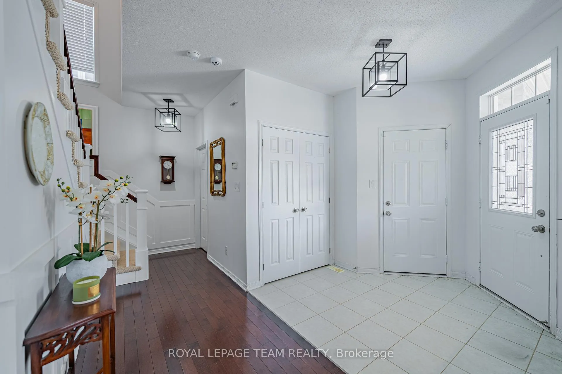 Photo 5 of 156 Sunita Crescent, Ottawa, Barrhaven - Stonebridge — HOMEH
