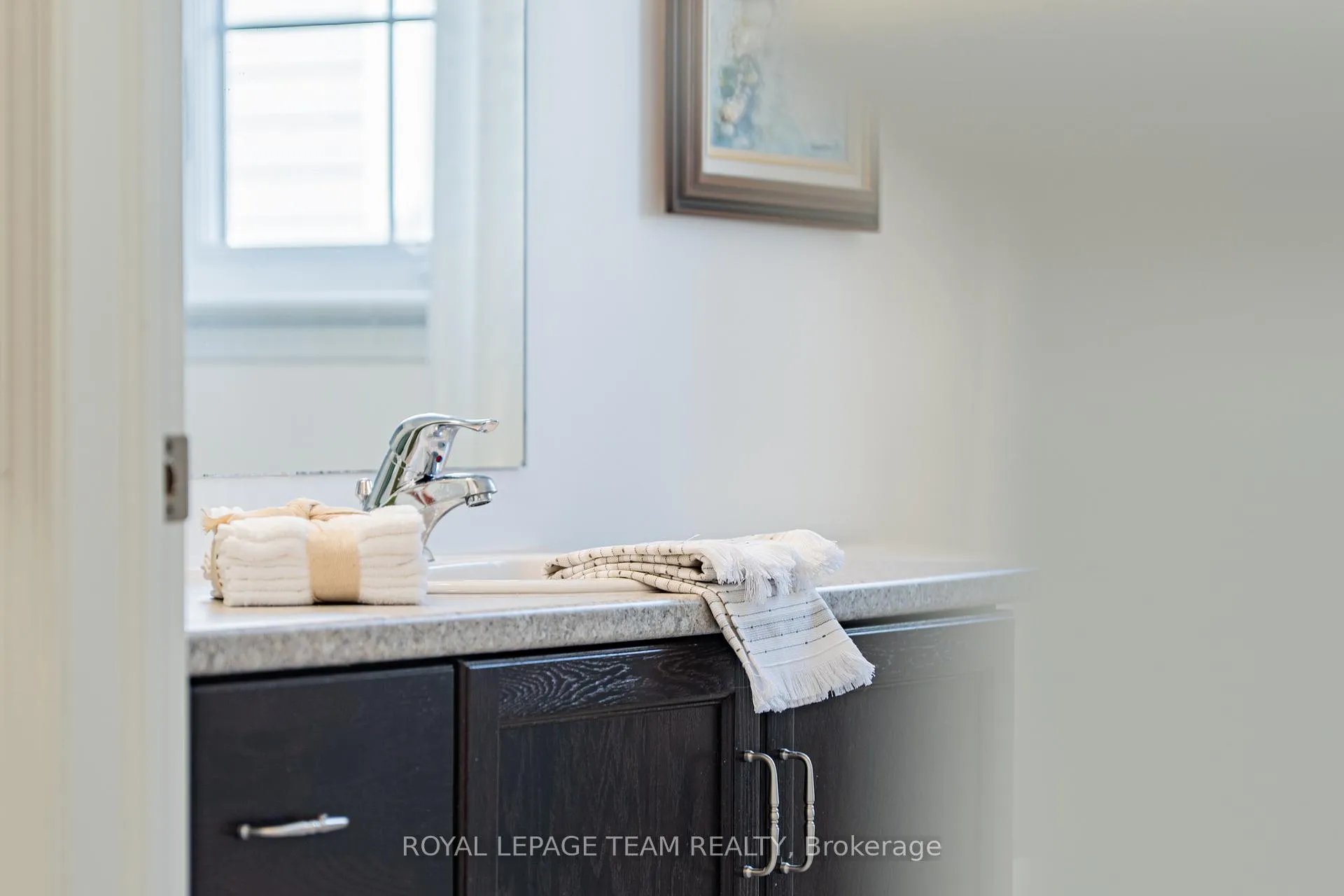 Photo 44 of 156 Sunita Crescent, Ottawa, Barrhaven - Stonebridge — HOMEH