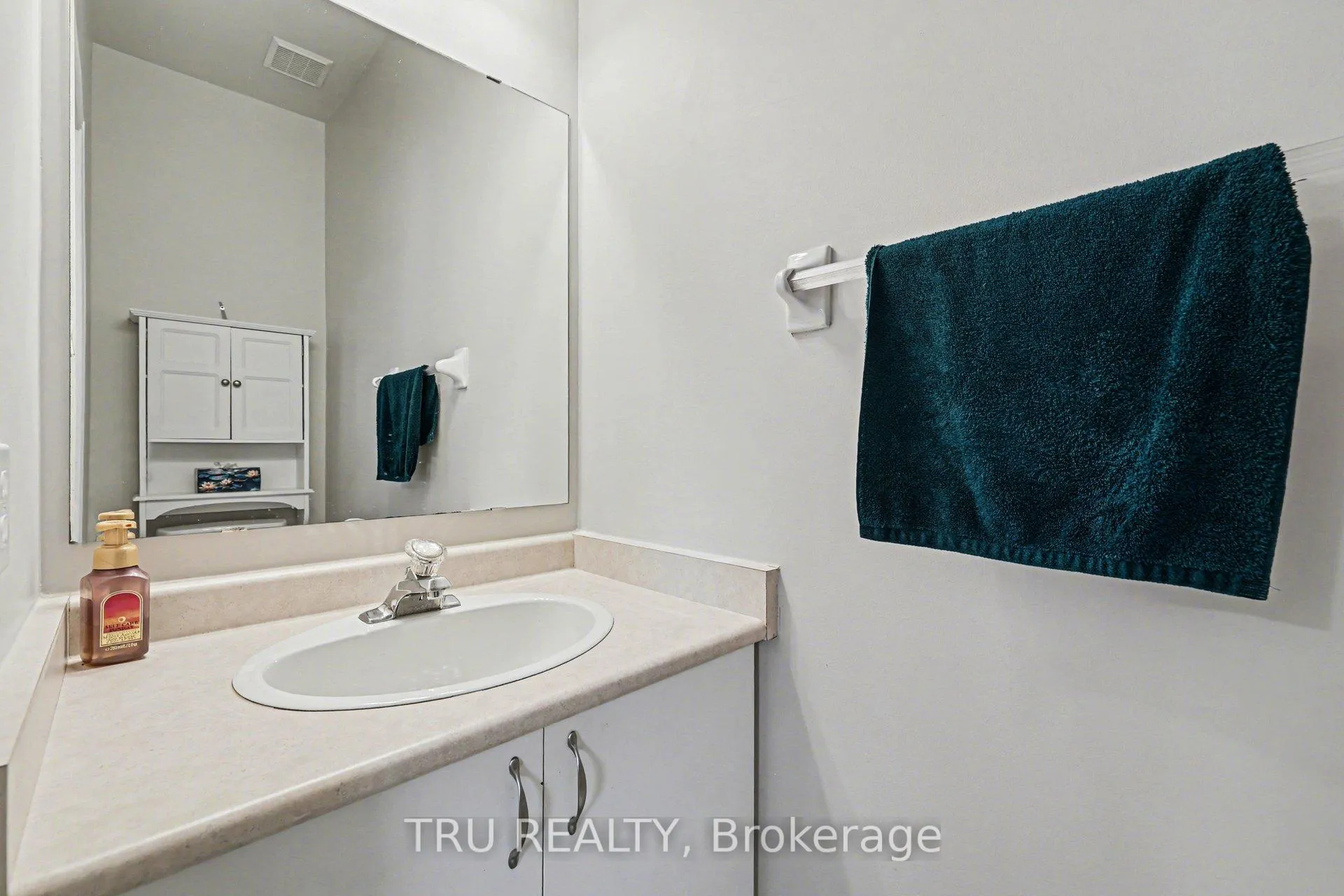Photo 14 of 37 Daventry Crescent, Ottawa, Barrhaven - Longfields — HOMEH