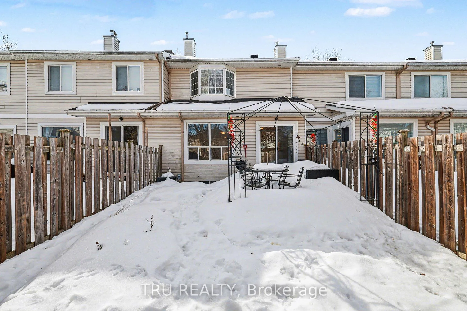 Photo 23 of 37 Daventry Crescent, Ottawa, Barrhaven - Longfields — HOMEH