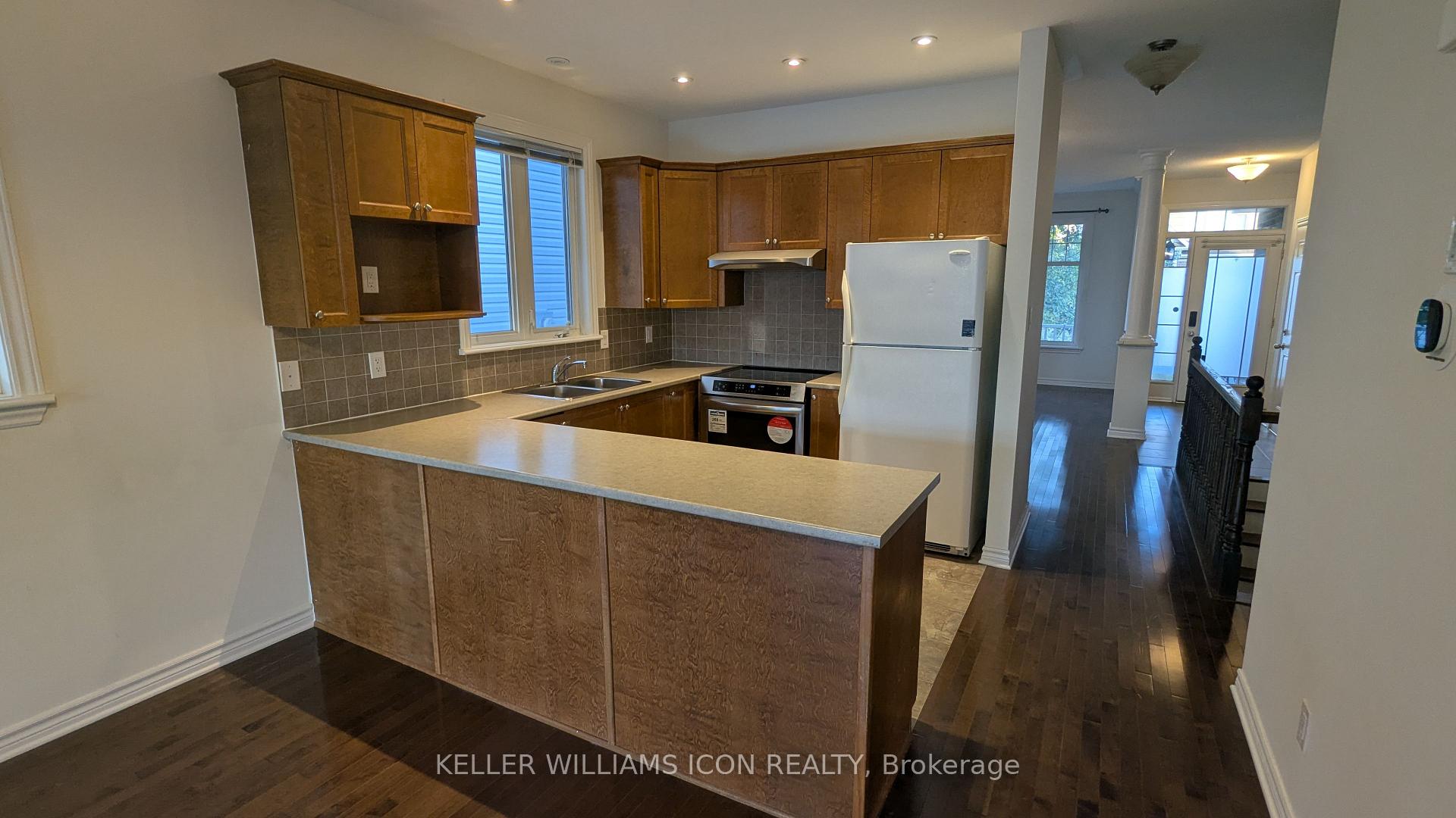 Photo 7 of 764 Fletcher Circle, Ottawa, Kanata - Kanata Lakes/Heritage Hills — HOMEH