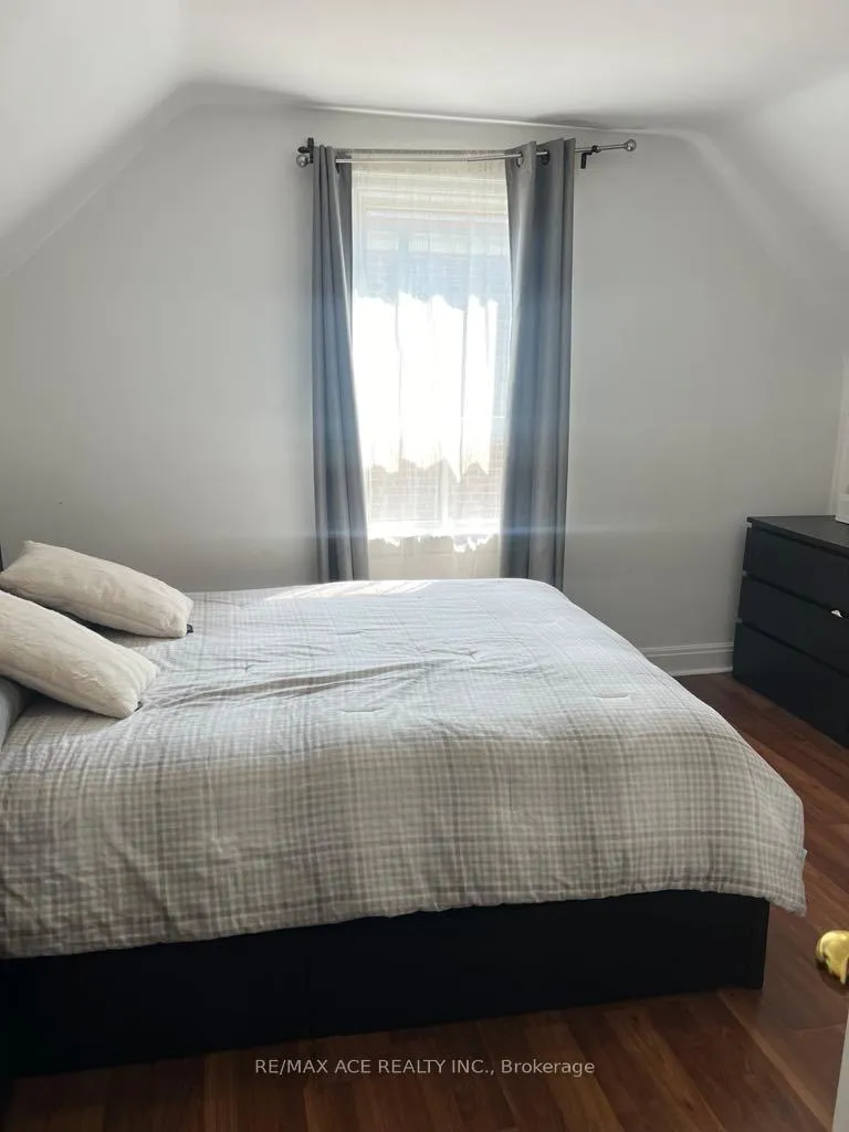 Photo 7 of Unit Main, 65 Craiglee Drive, Scarborough, Birchcliffe-Cliffside — HOMEH