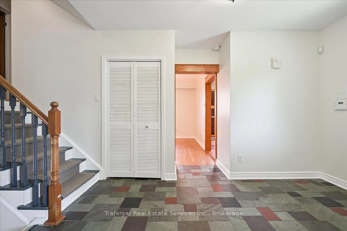 Photo 10 of 180 Tracina Drive, Oakville, Southwest — HOMEH