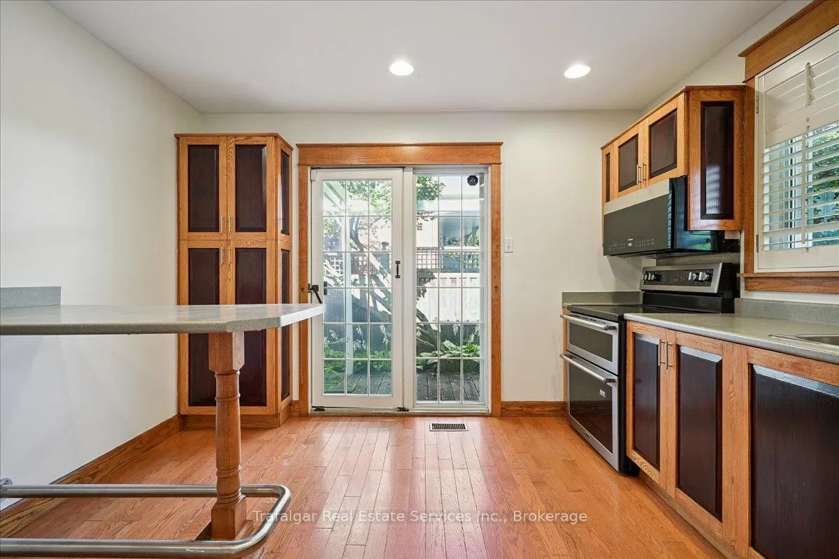 Photo 14 of 180 Tracina Drive, Oakville, Southwest — HOMEH