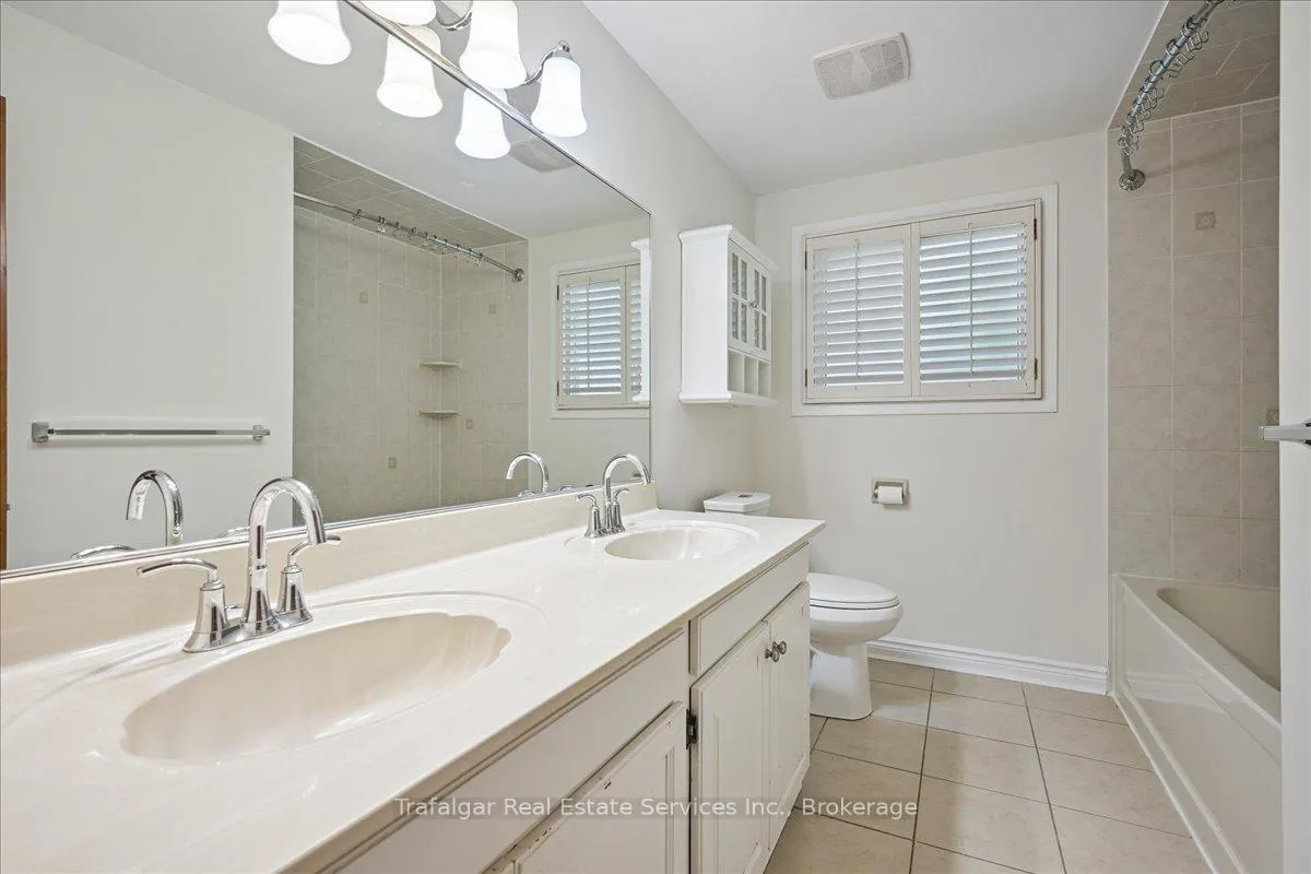 Photo 19 of 180 Tracina Drive, Oakville, Southwest — HOMEH
