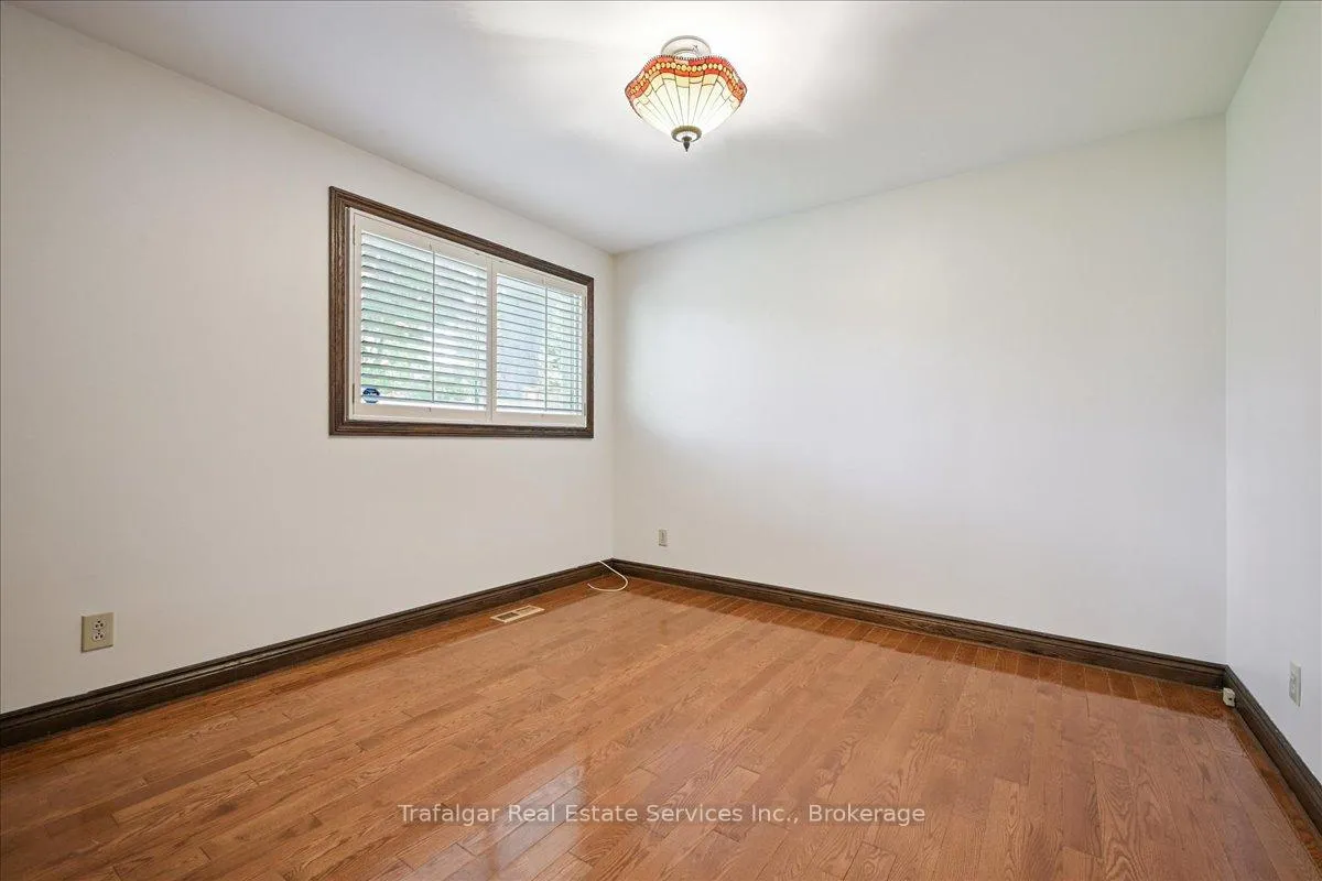 Photo 24 of 180 Tracina Drive, Oakville, Southwest — HOMEH
