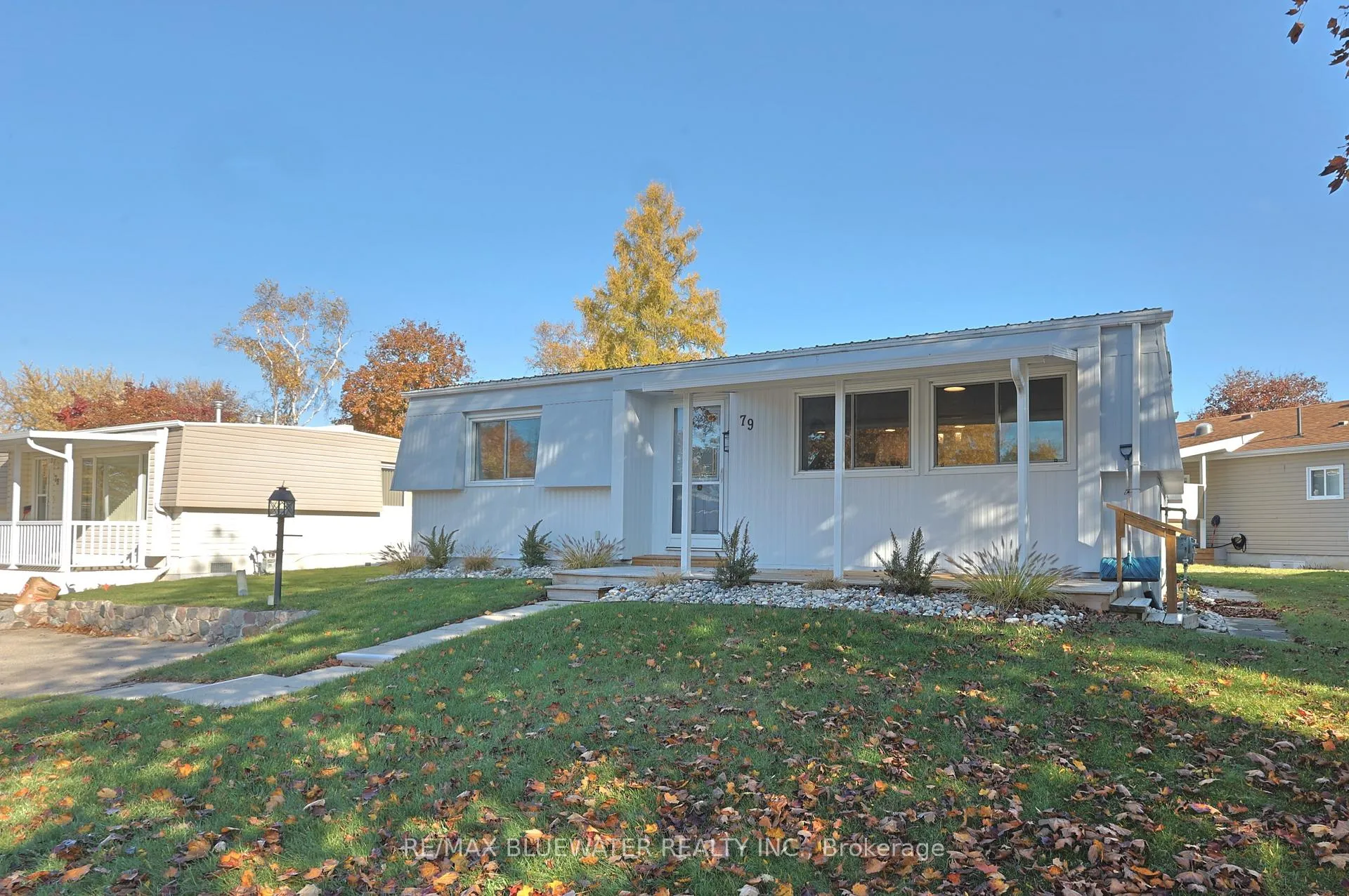 Photo 2 of 79 Pebble Beach Parkway, South Huron, Stephen — HOMEH