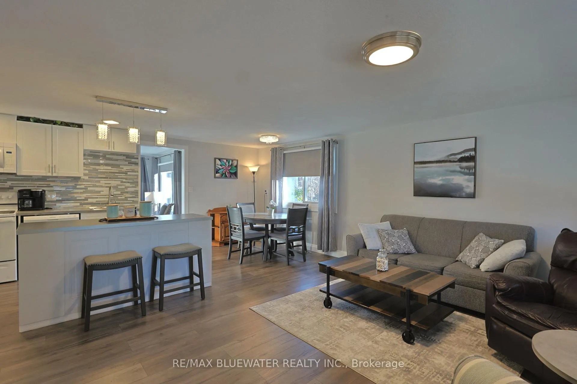 Photo 7 of 79 Pebble Beach Parkway, South Huron, Stephen — HOMEH