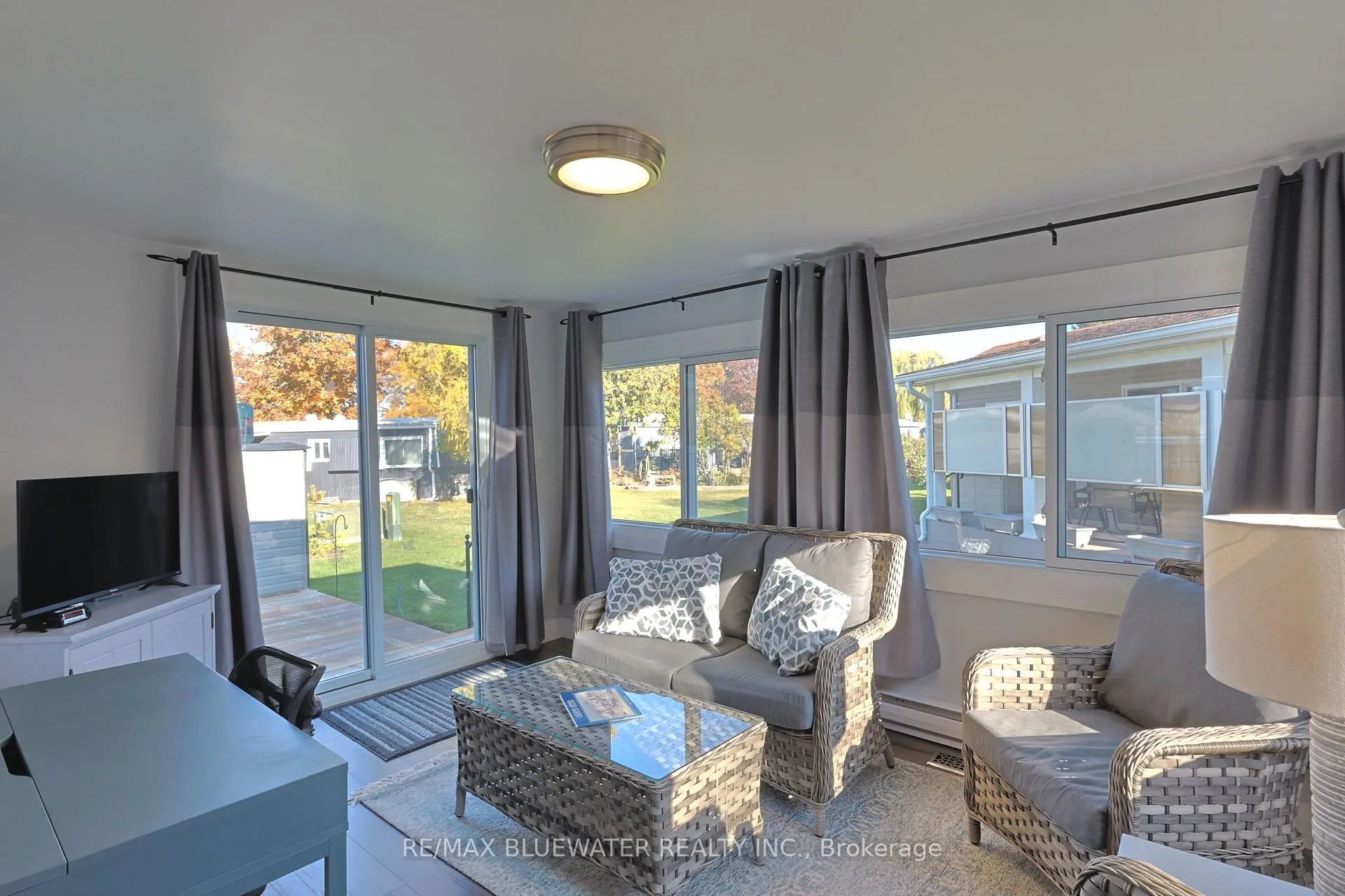Photo 14 of 79 Pebble Beach Parkway, South Huron, Stephen — HOMEH