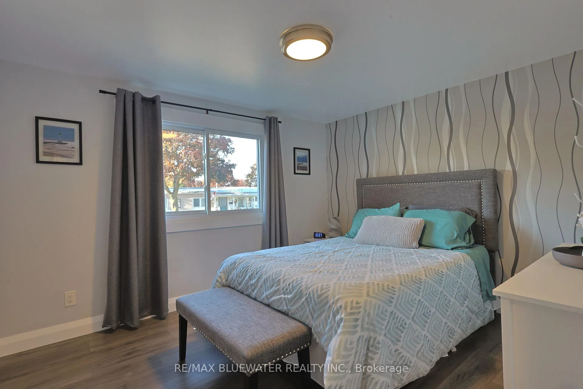 Photo 16 of 79 Pebble Beach Parkway, South Huron, Stephen — HOMEH