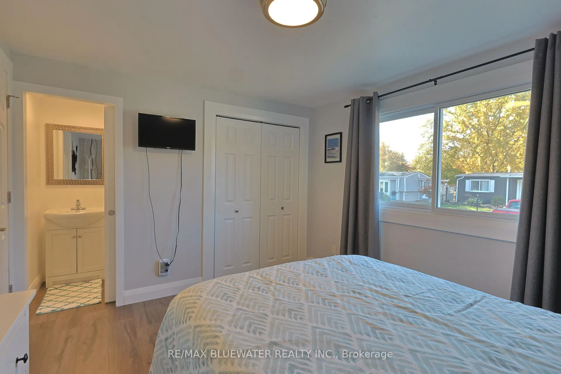 Photo 17 of 79 Pebble Beach Parkway, South Huron, Stephen — HOMEH