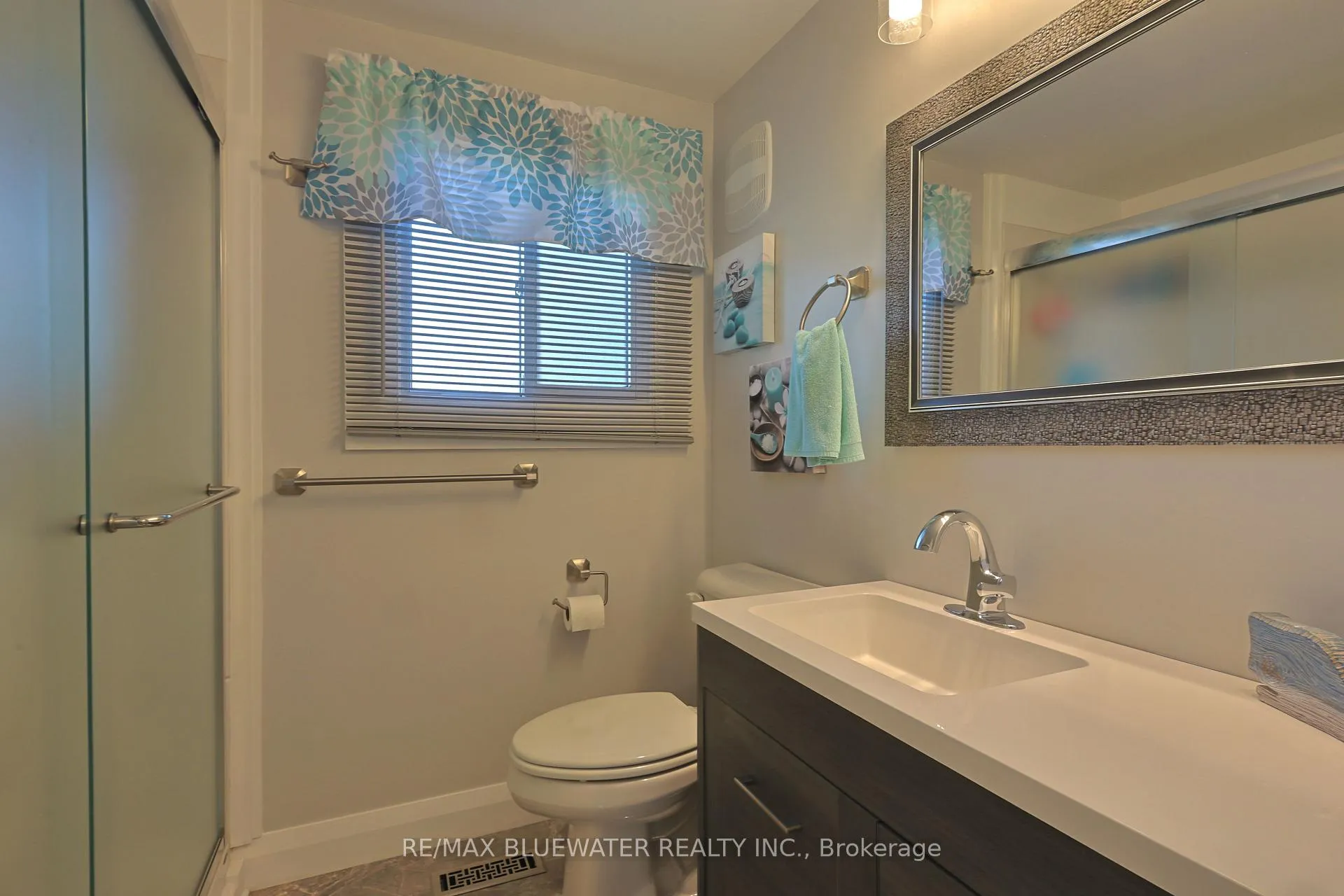 Photo 20 of 79 Pebble Beach Parkway, South Huron, Stephen — HOMEH