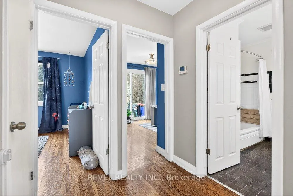 Photo 14 of 399 Pepper Drive, Burlington, Brant — HOMEH