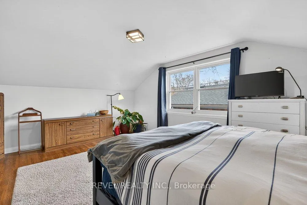 Photo 25 of 399 Pepper Drive, Burlington, Brant — HOMEH