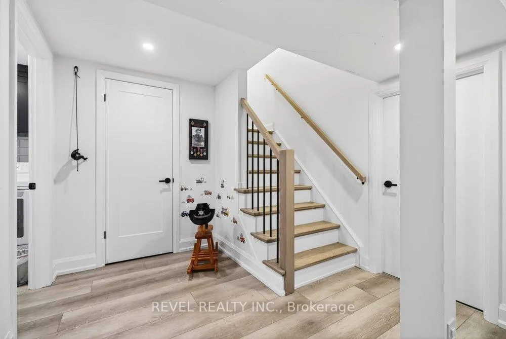 Photo 28 of 399 Pepper Drive, Burlington, Brant — HOMEH
