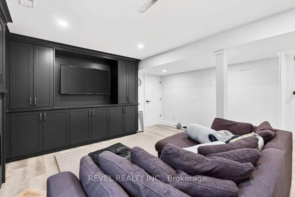 Photo 37 of 399 Pepper Drive, Burlington, Brant — HOMEH