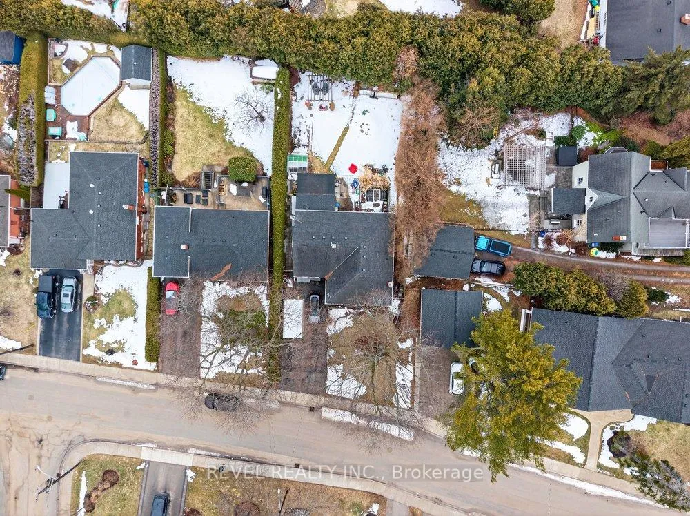 Photo 46 of 399 Pepper Drive, Burlington, Brant — HOMEH