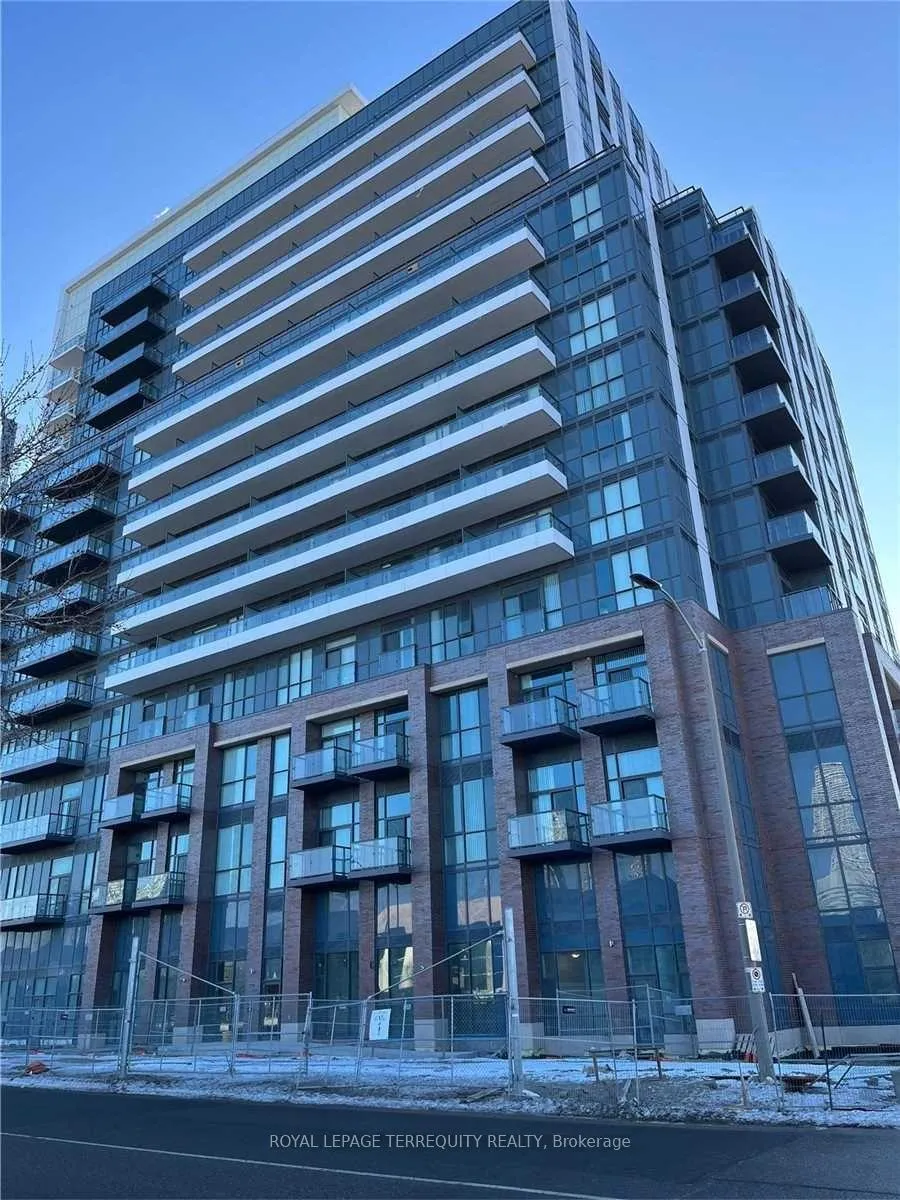 Front of Unit 1116, 10 Honeycrisp Crescent