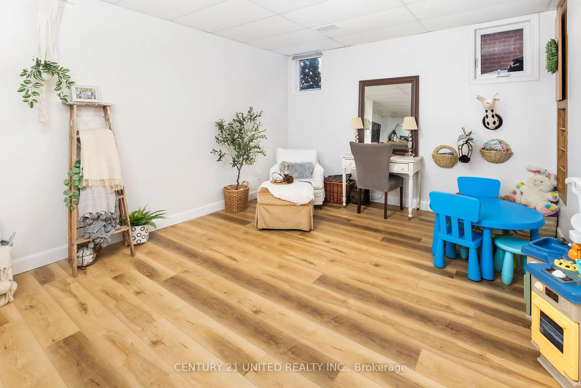 Photo 26 of 1455 Glenforest Crescent, Peterborough, Monaghan Ward 2 — HOMEH