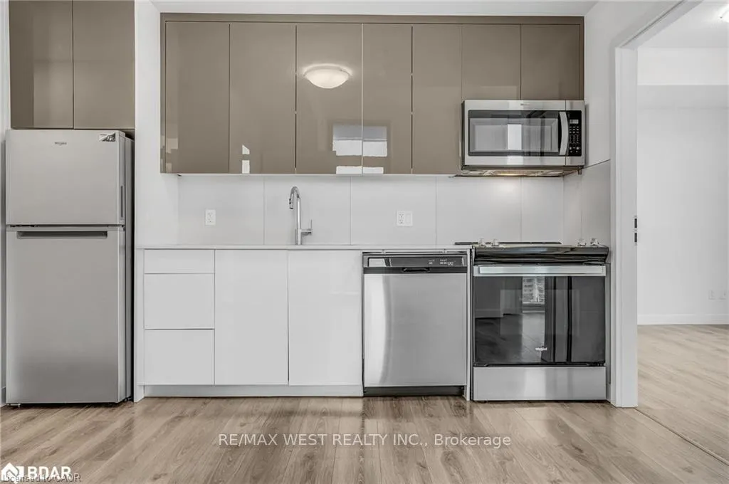 Photo 6 of Unit 1409, 60 Frederick Street, Kitchener — HOMEH