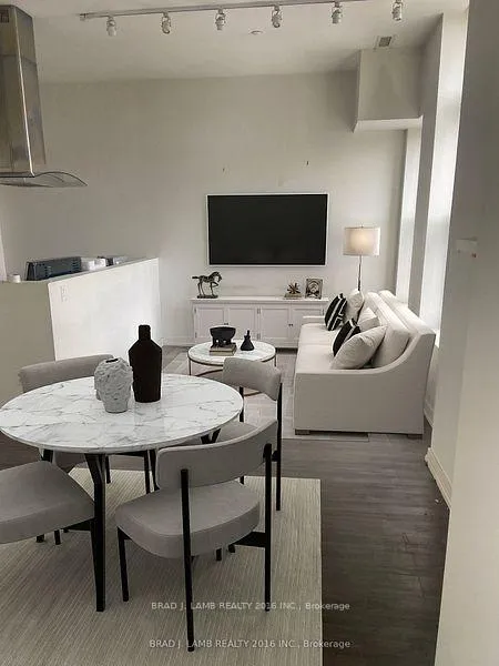 Front of Unit 301, 1496 Queen Street W
