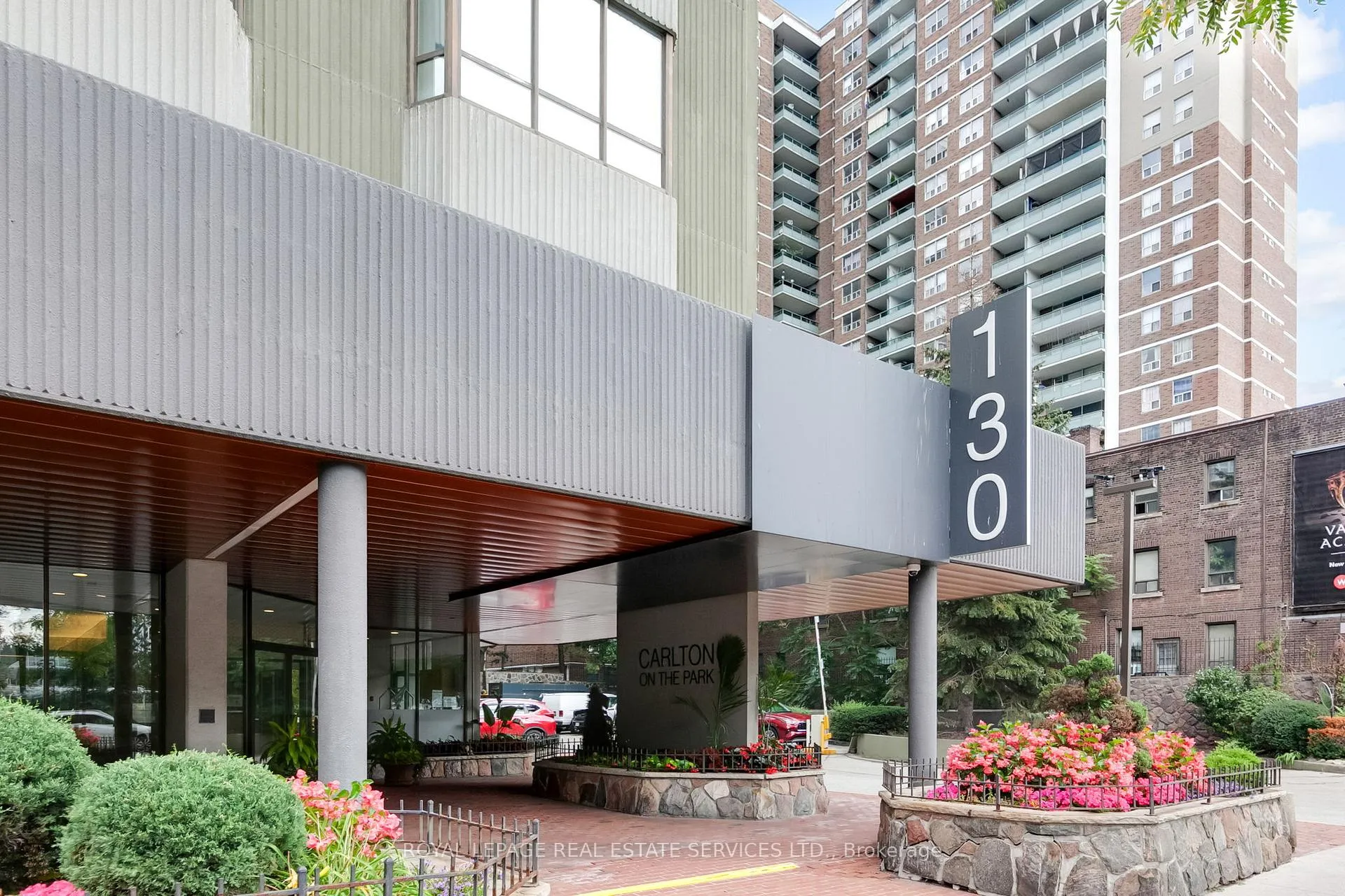 Photo 3 of Unit 609, 130 Carlton Street, Toronto, Cabbagetown-South St. James Town — HOMEH
