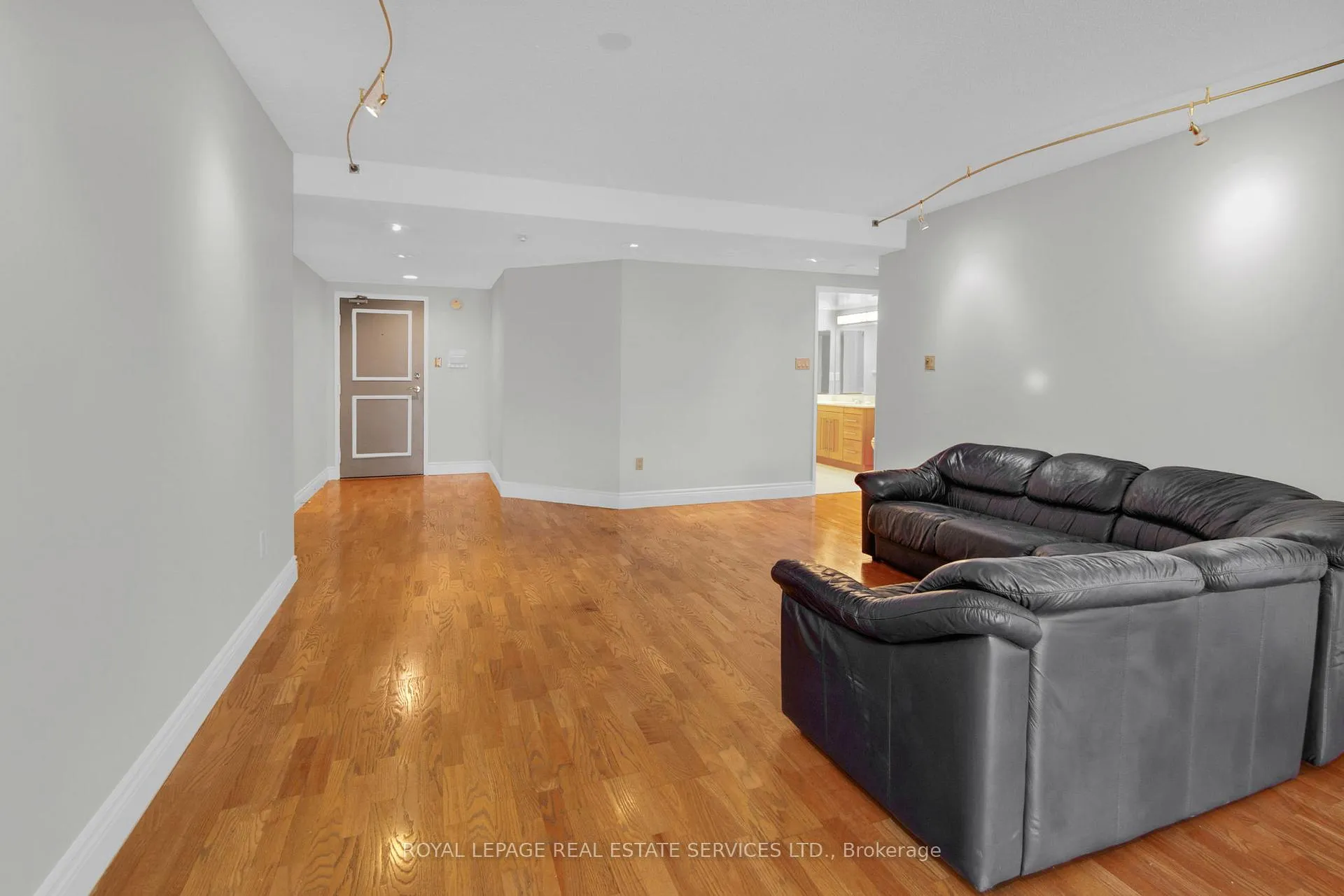 Photo 8 of Unit 609, 130 Carlton Street, Toronto, Cabbagetown-South St. James Town — HOMEH