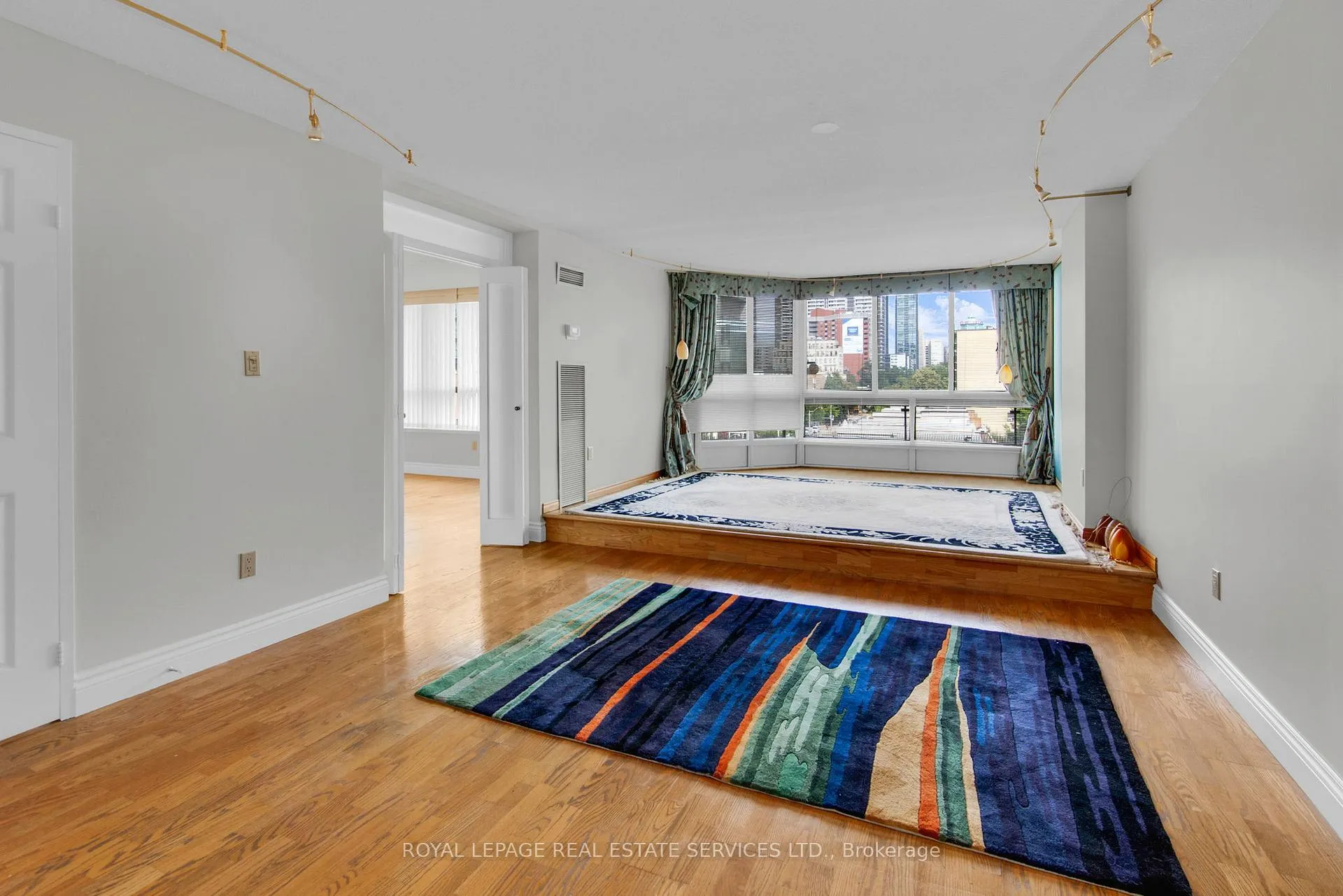 Photo 11 of Unit 609, 130 Carlton Street, Toronto, Cabbagetown-South St. James Town — HOMEH