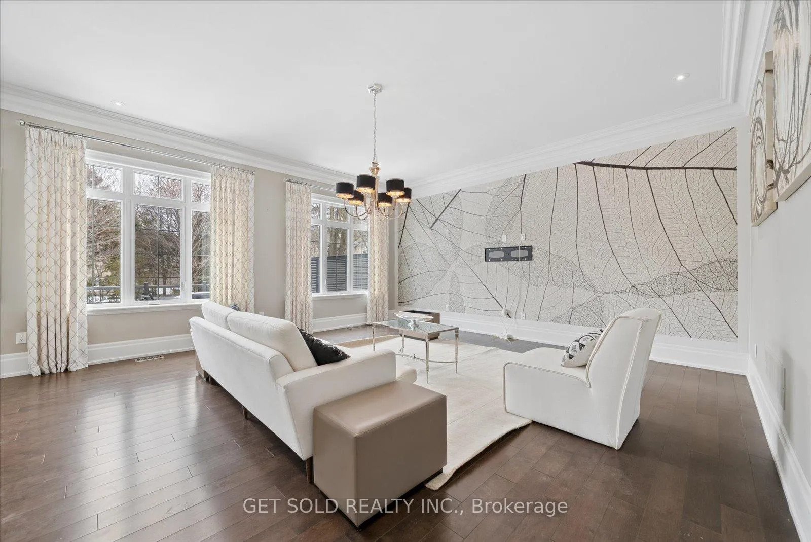 Photo 16 of 8 Thornhill Avenue, Vaughan, Uplands — HOMEH