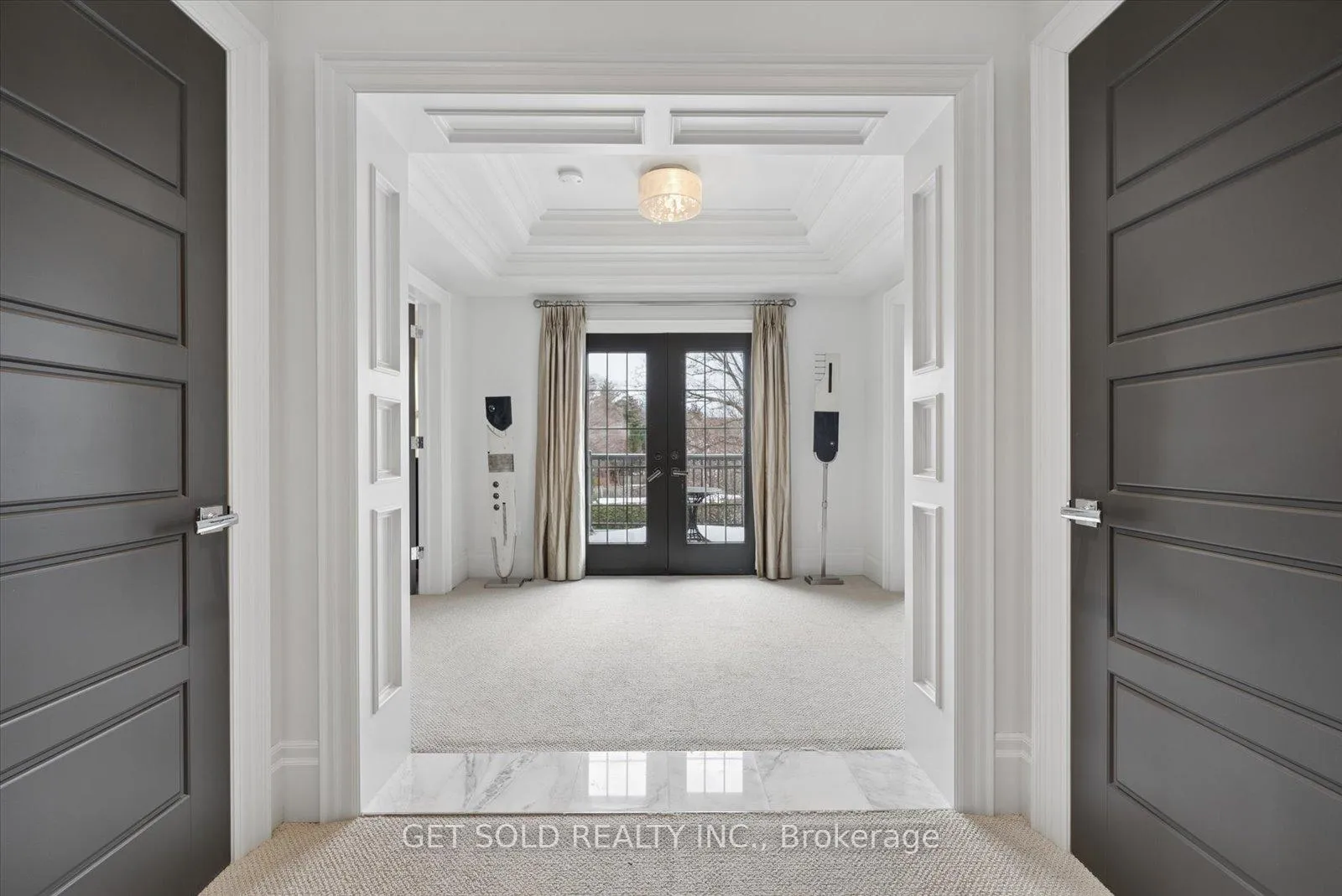 Photo 22 of 8 Thornhill Avenue, Vaughan, Uplands — HOMEH