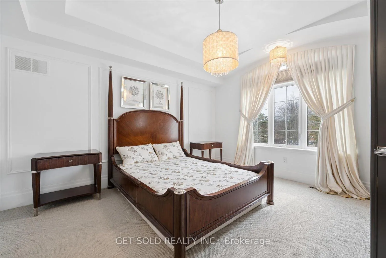 Photo 24 of 8 Thornhill Avenue, Vaughan, Uplands — HOMEH