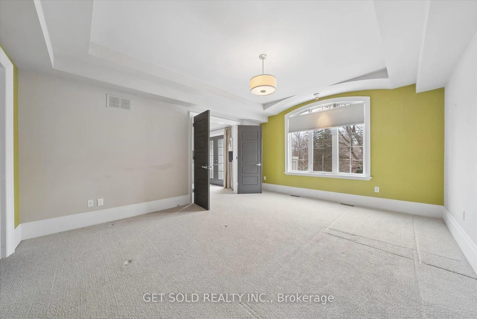 Photo 26 of 8 Thornhill Avenue, Vaughan, Uplands — HOMEH