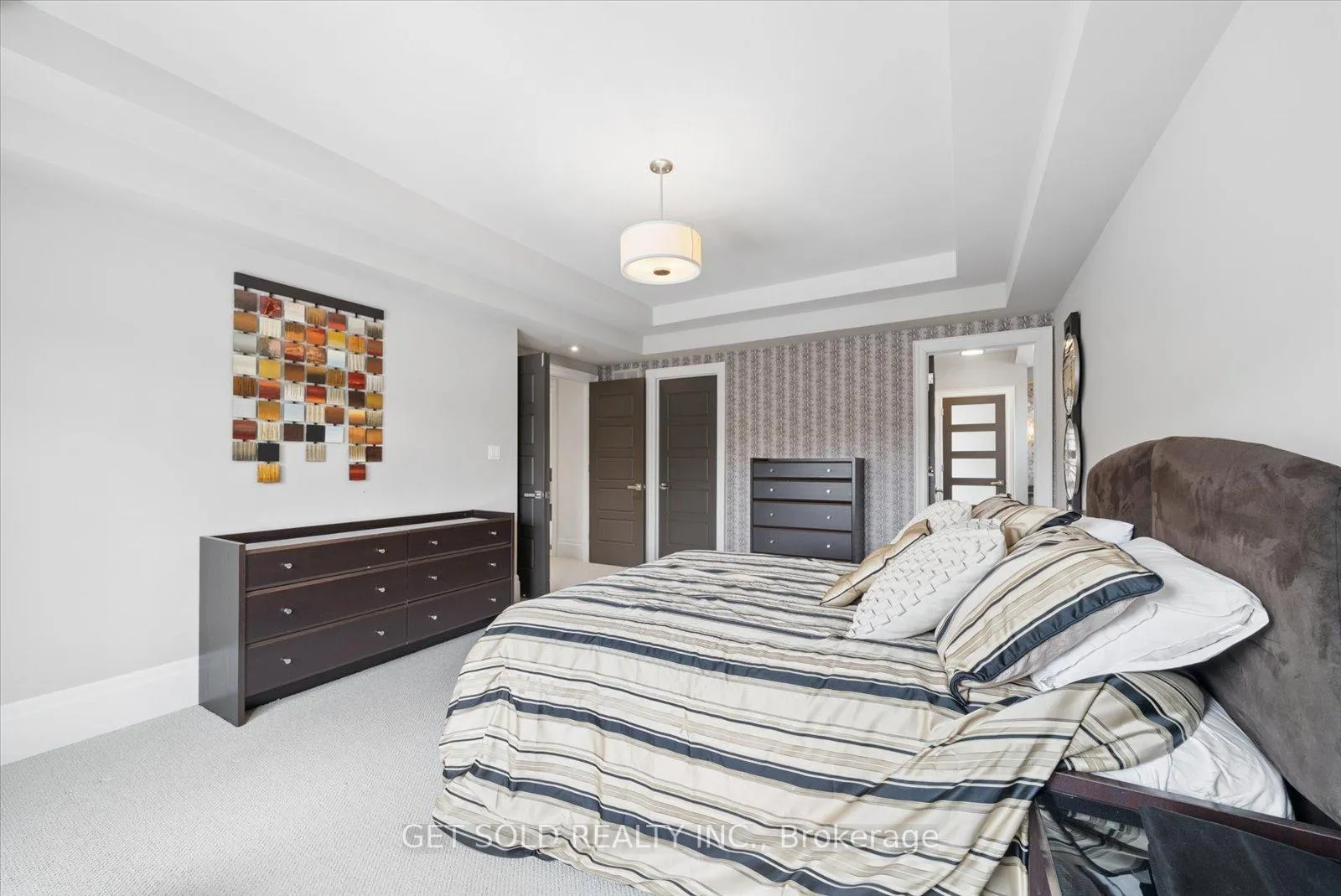 Photo 28 of 8 Thornhill Avenue, Vaughan, Uplands — HOMEH