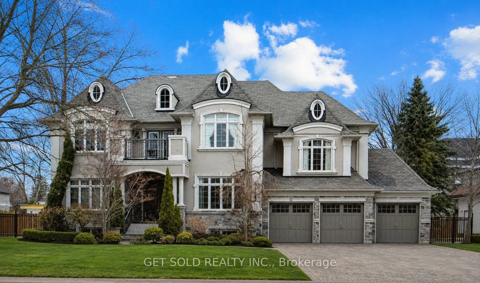 Photo of 8 Thornhill Avenue