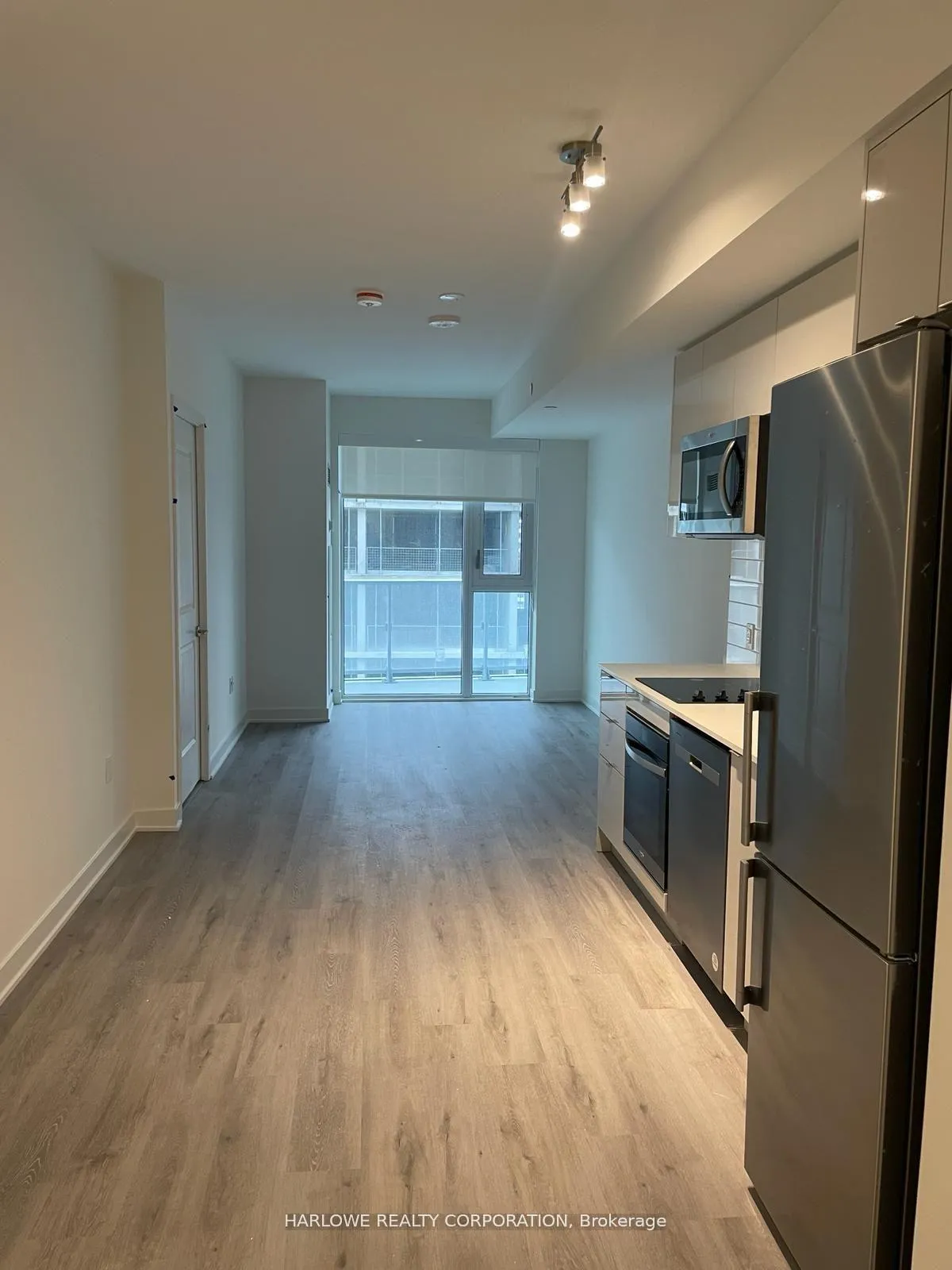 Front of Unit 3711, 100 Dalhousie Street