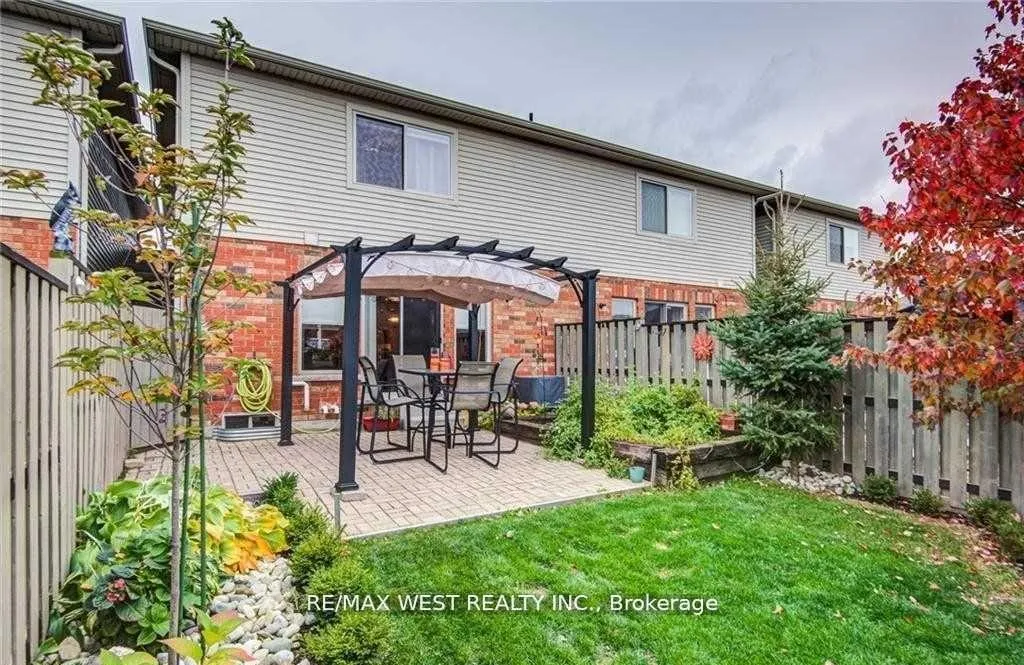 Photo 24 of 4475 Comfort Crescent, Lincoln, Beamsville — HOMEH