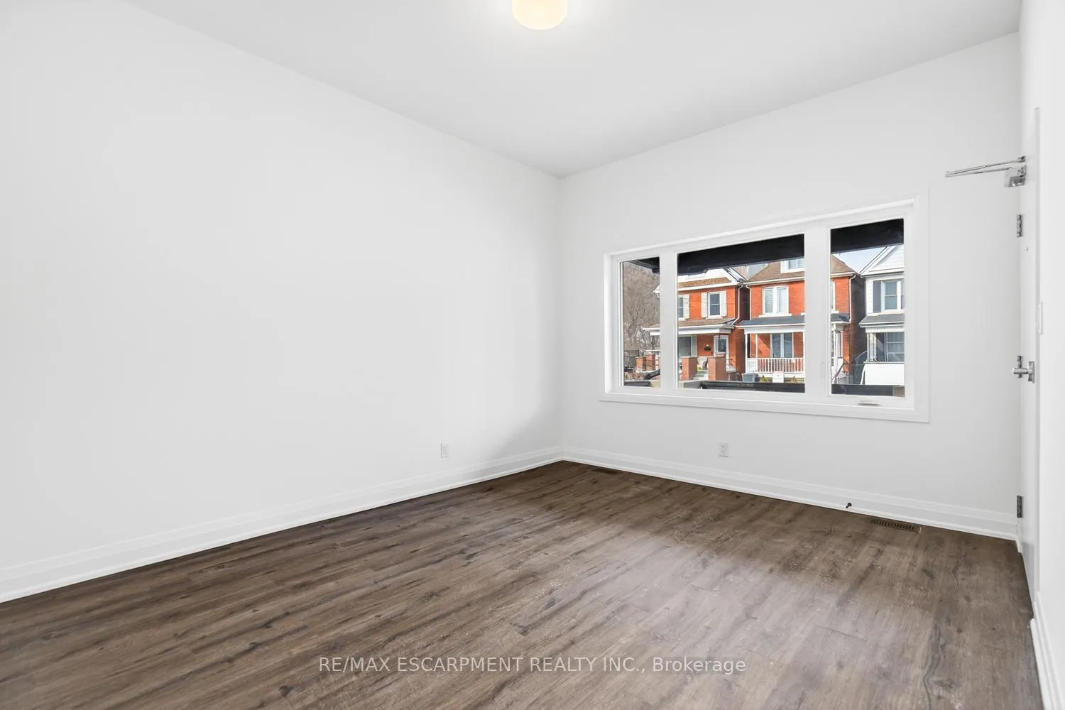 Photo 6 of Unit 1, 253 St Clair Boulevard, Hamilton, St. Clair — HOMEH