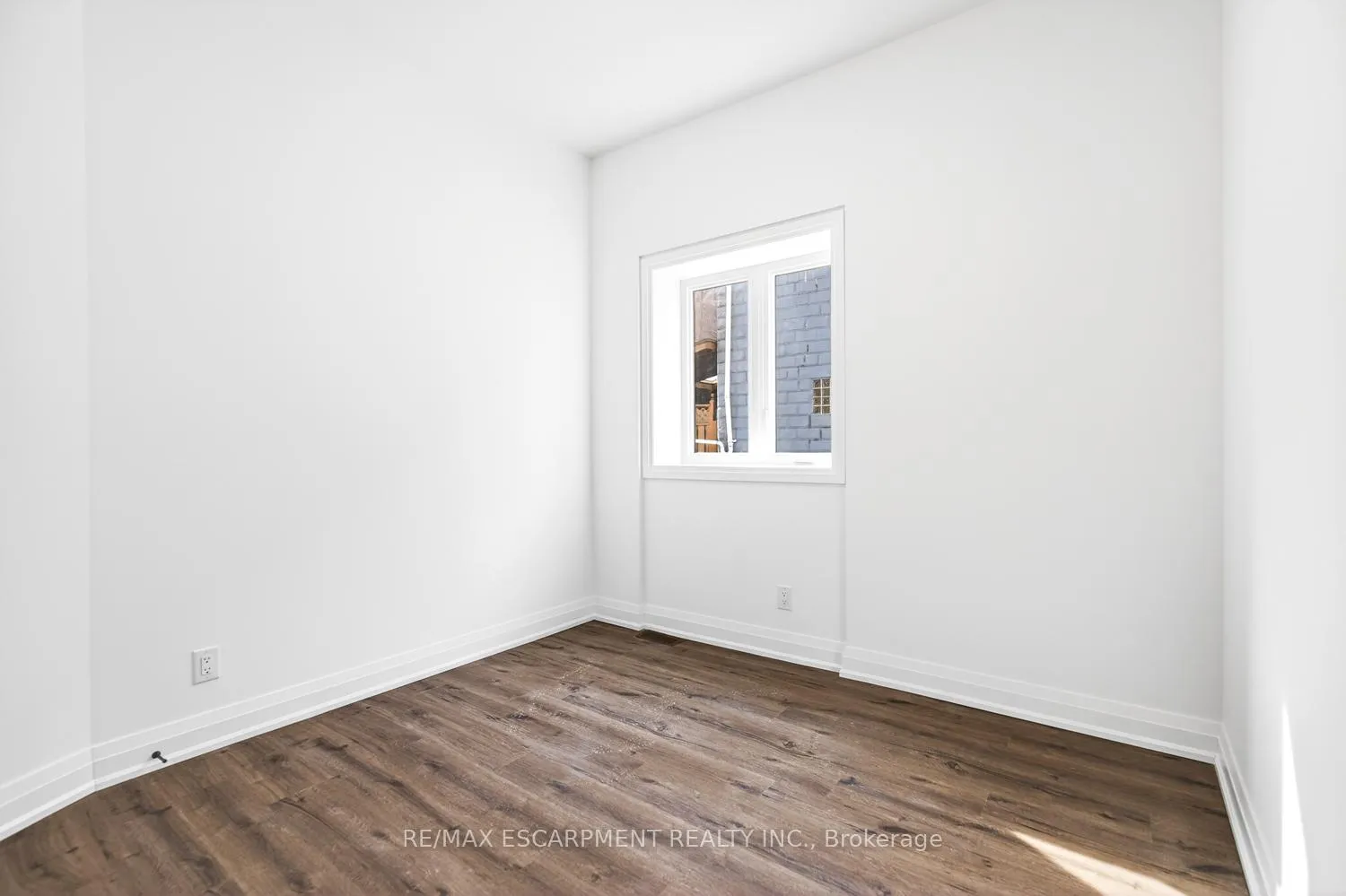 Photo 11 of Unit 1, 253 St Clair Boulevard, Hamilton, St. Clair — HOMEH