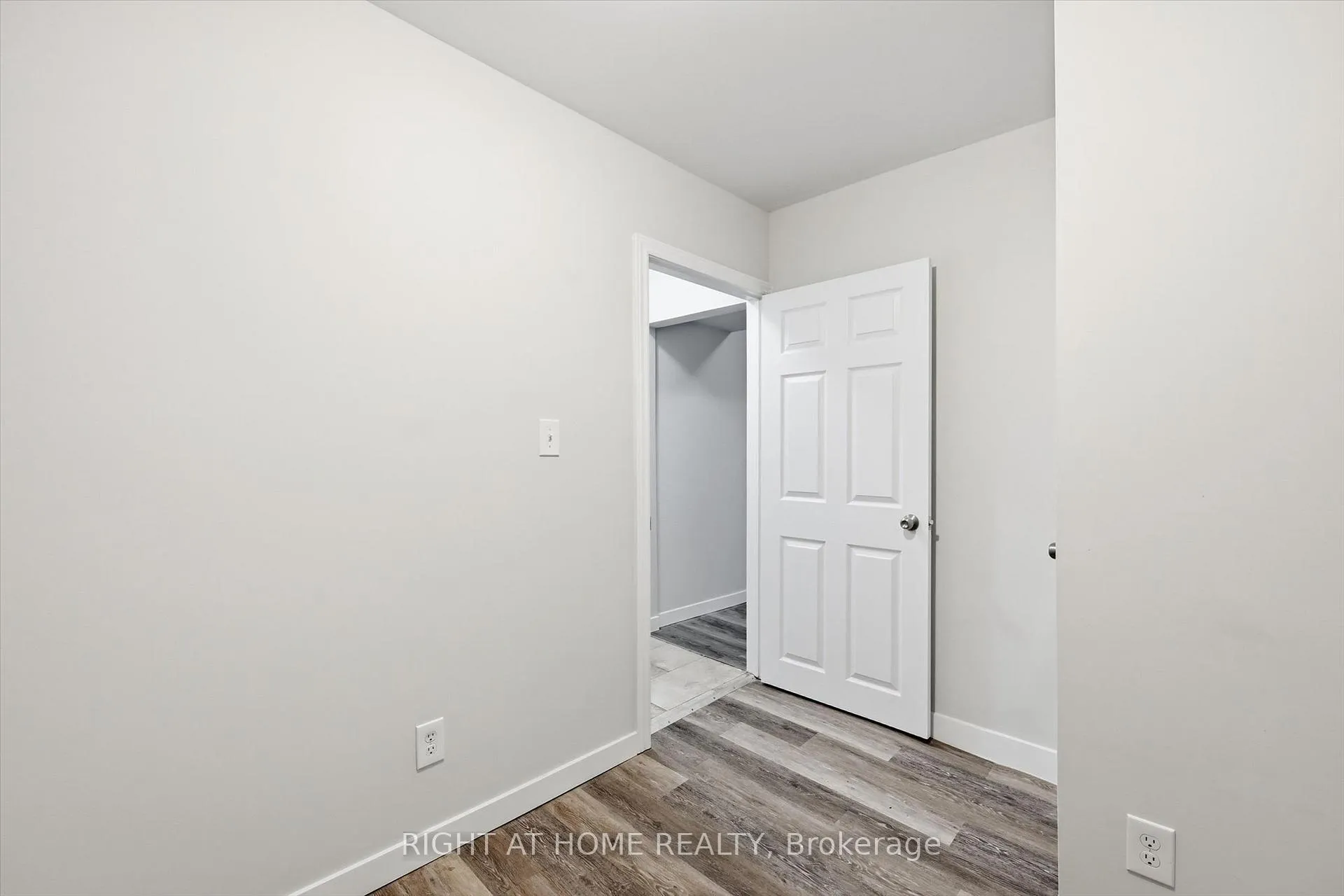 Photo 3 of Unit 1, 13 Westinghouse Avenue, Hamilton, Gibson — HOMEH