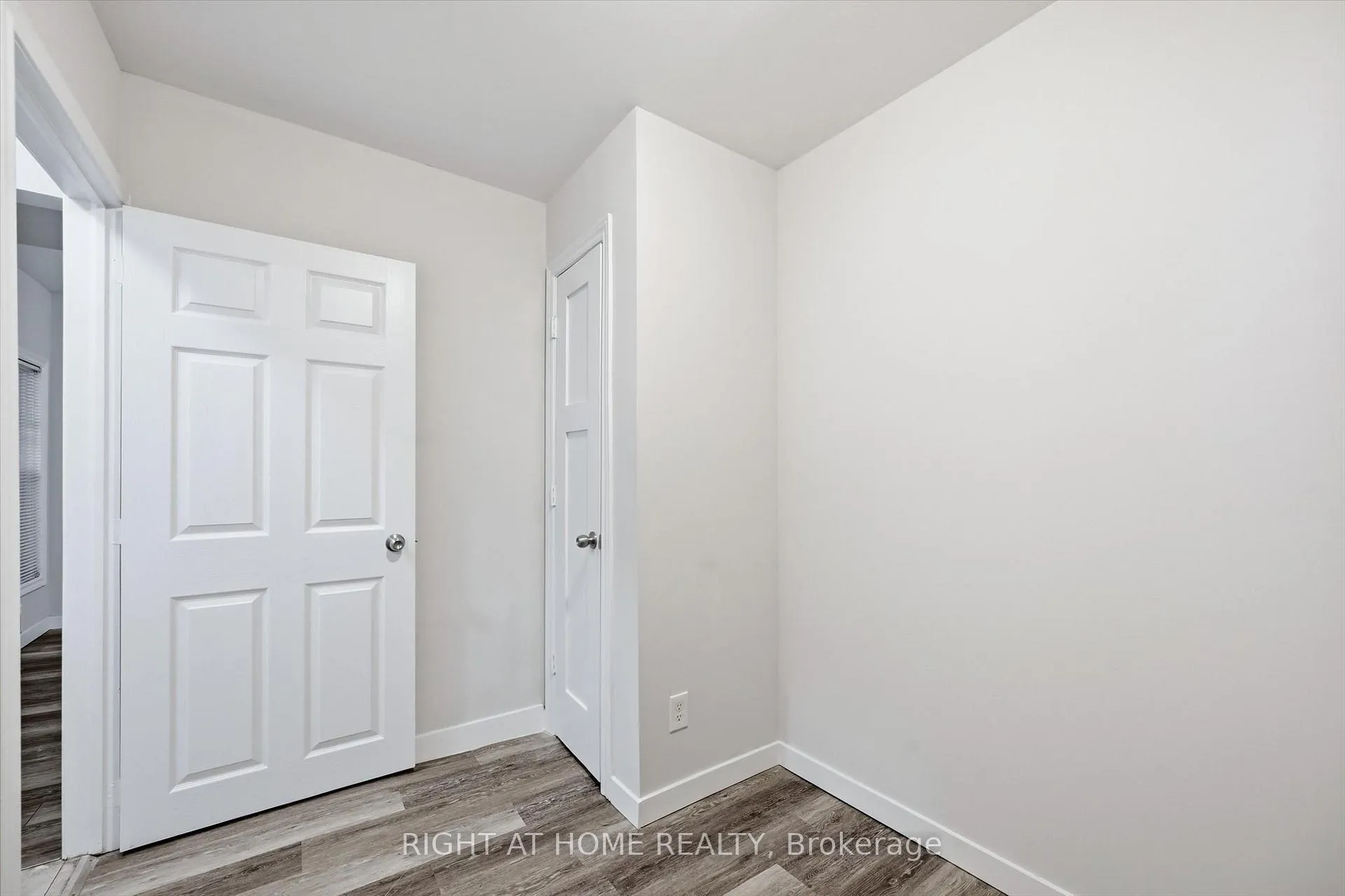 Photo 4 of Unit 1, 13 Westinghouse Avenue, Hamilton, Gibson — HOMEH