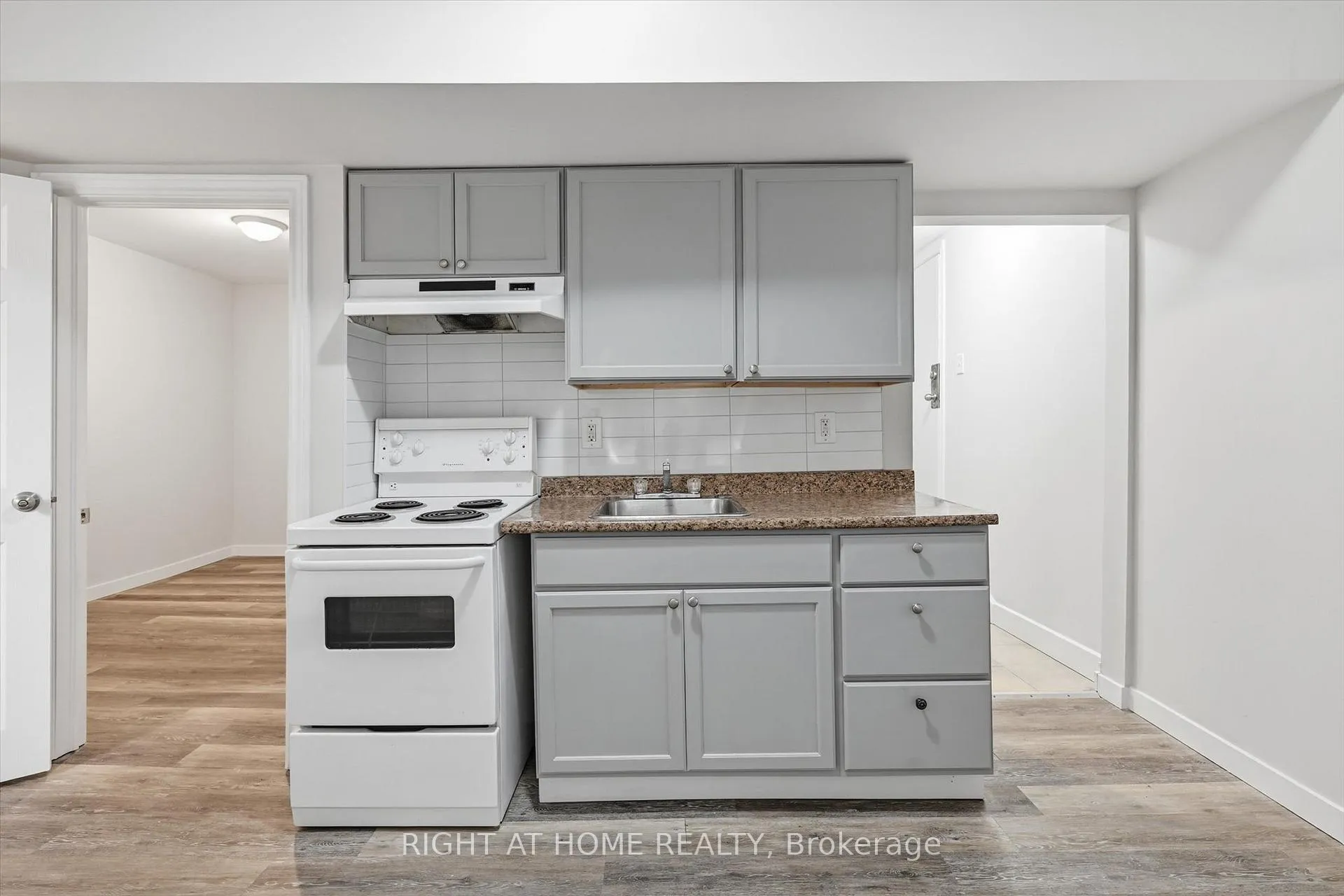Photo 7 of Unit 1, 13 Westinghouse Avenue, Hamilton, Gibson — HOMEH